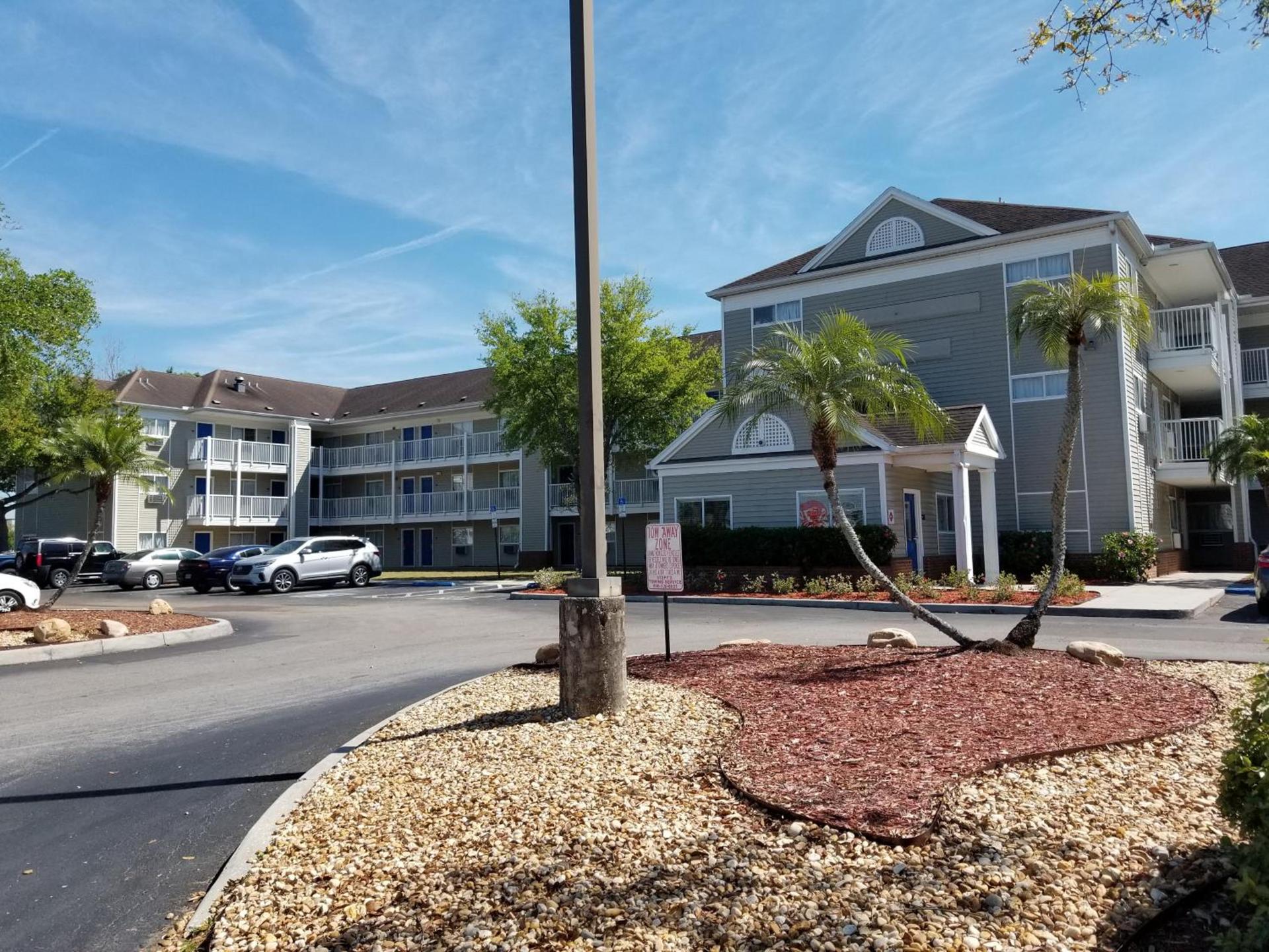 InTown Suites Extended Stay Tampa FL photo 2