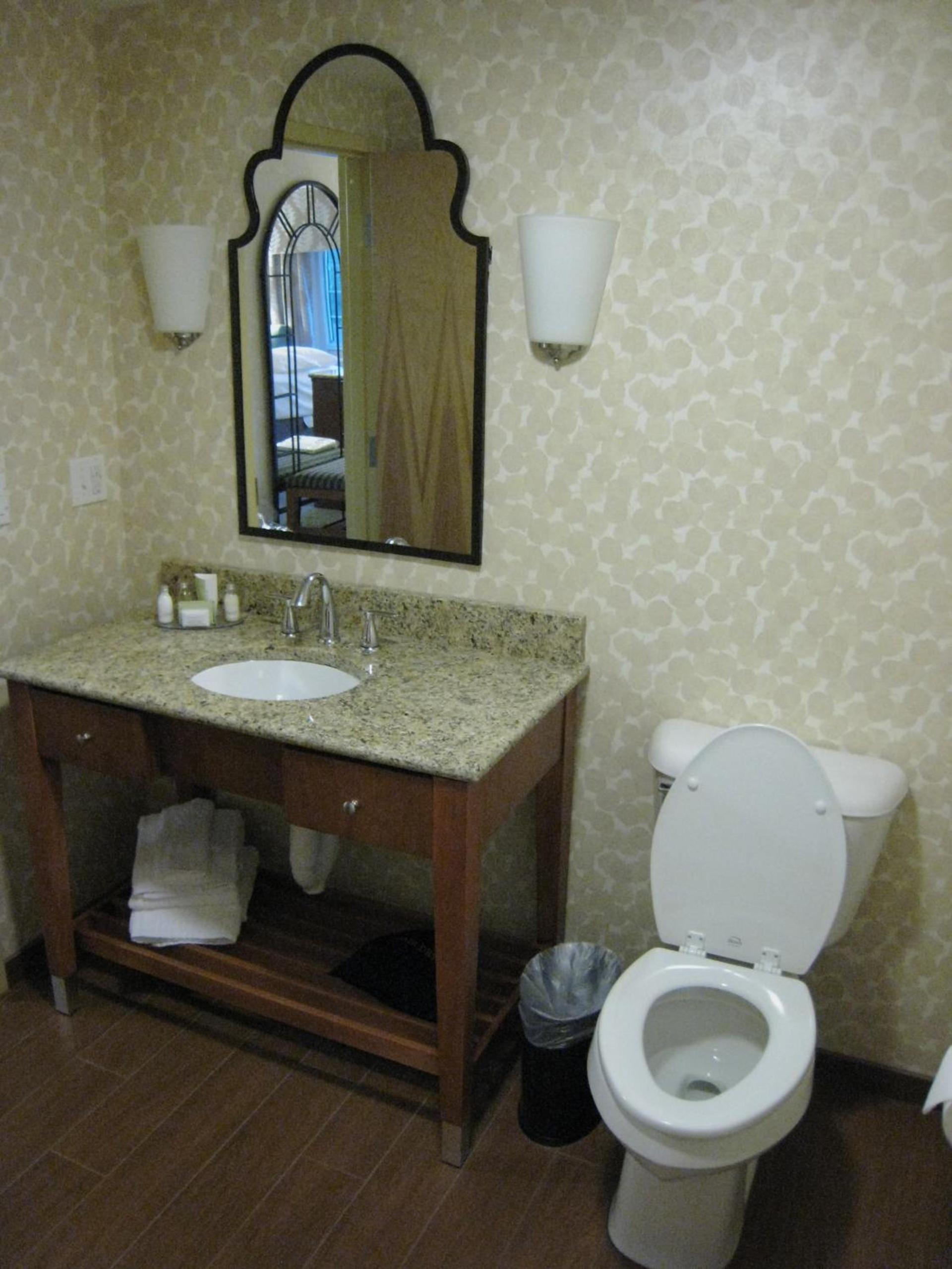 Wingate by Wyndham Elkins photo 21