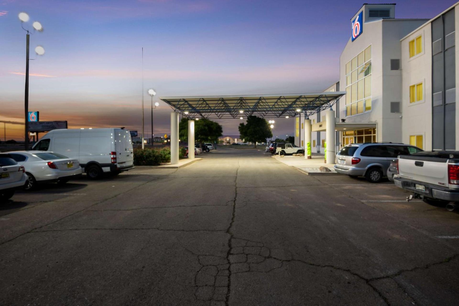 Motel 6-Roswell, NM photo 4