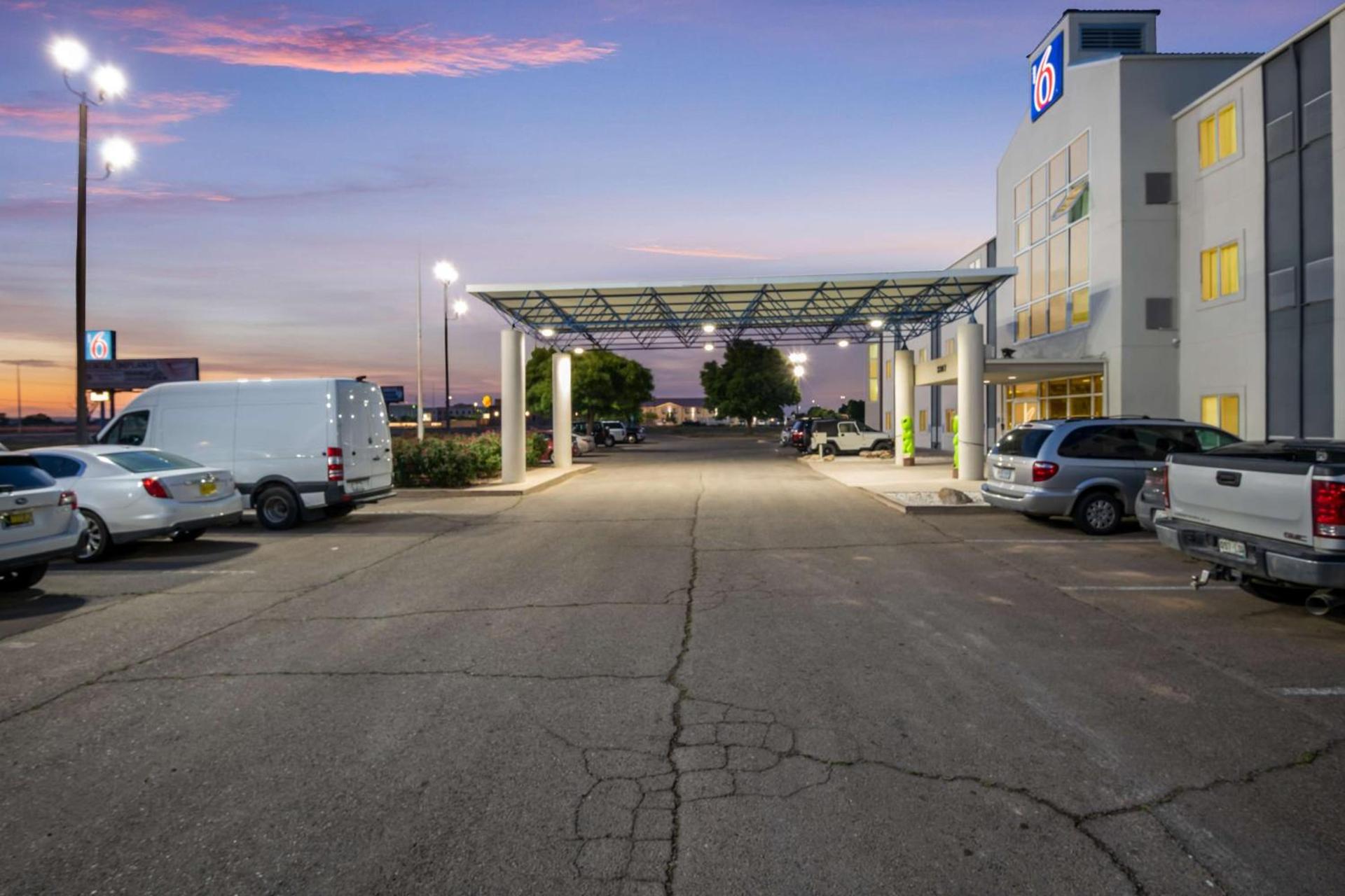Motel 6-Roswell, NM photo 7