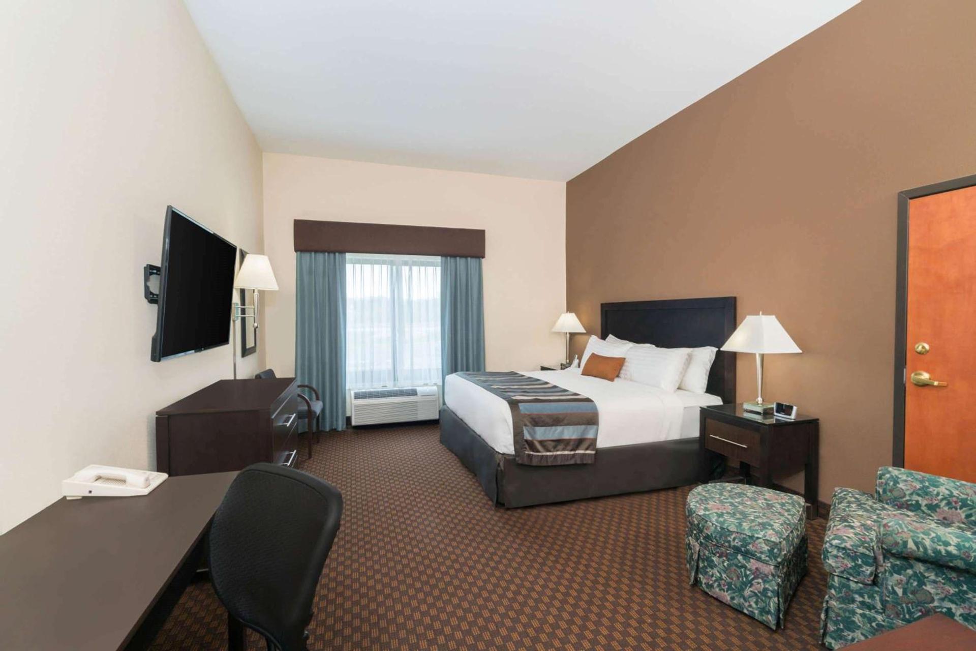 Wingate by Wyndham (Lexington, VA) photo 10