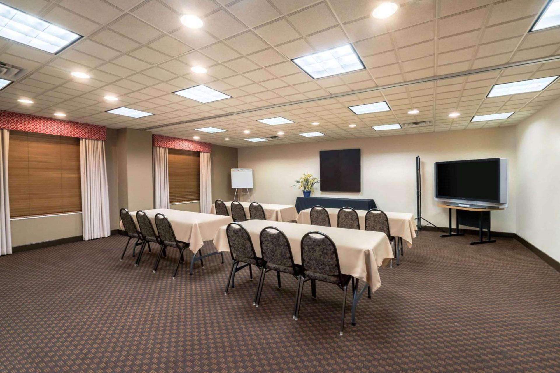 Wingate by Wyndham (Lexington, VA) photo 9