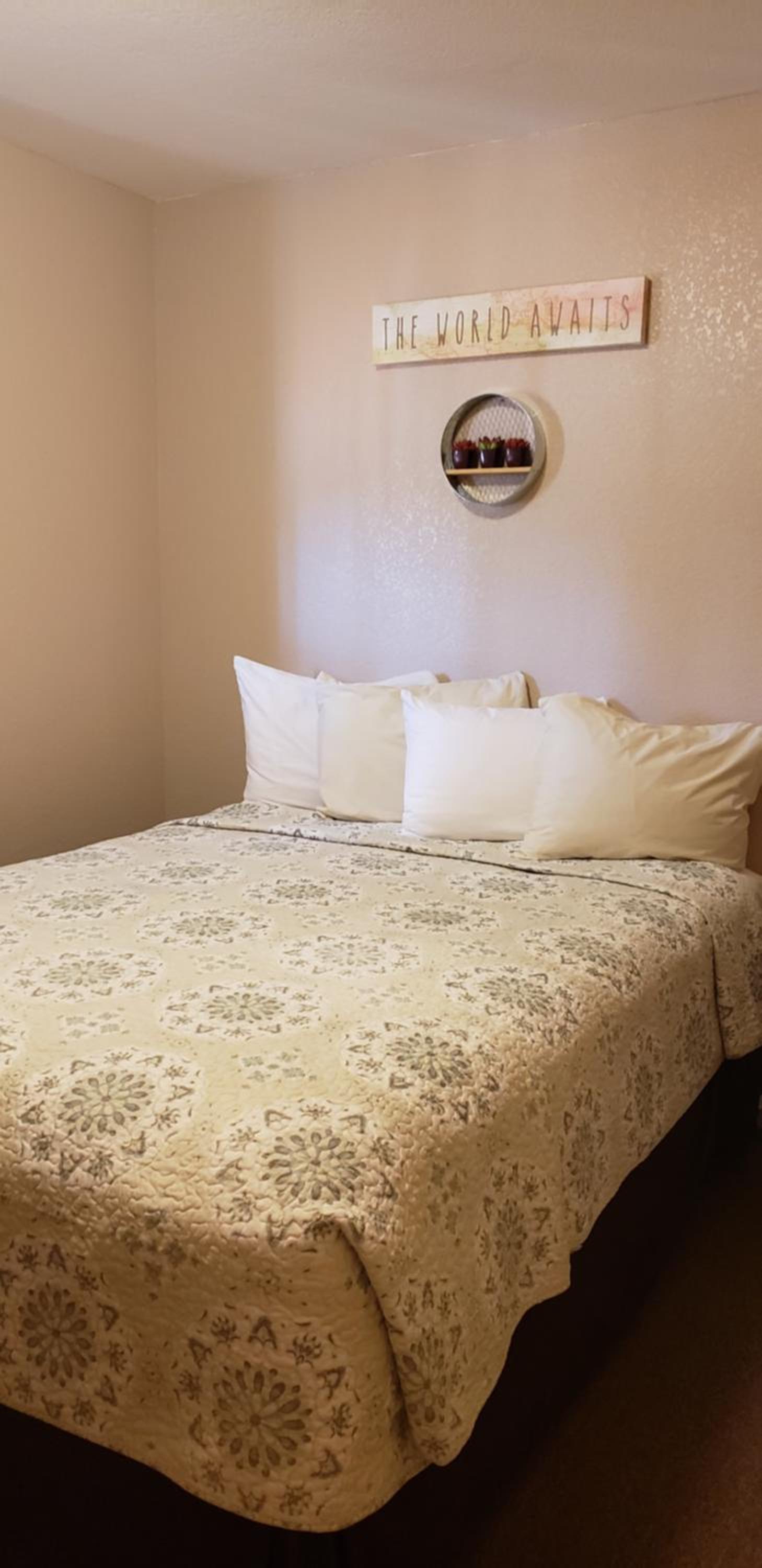 Red Rock Motel and Dam Motel photo 31