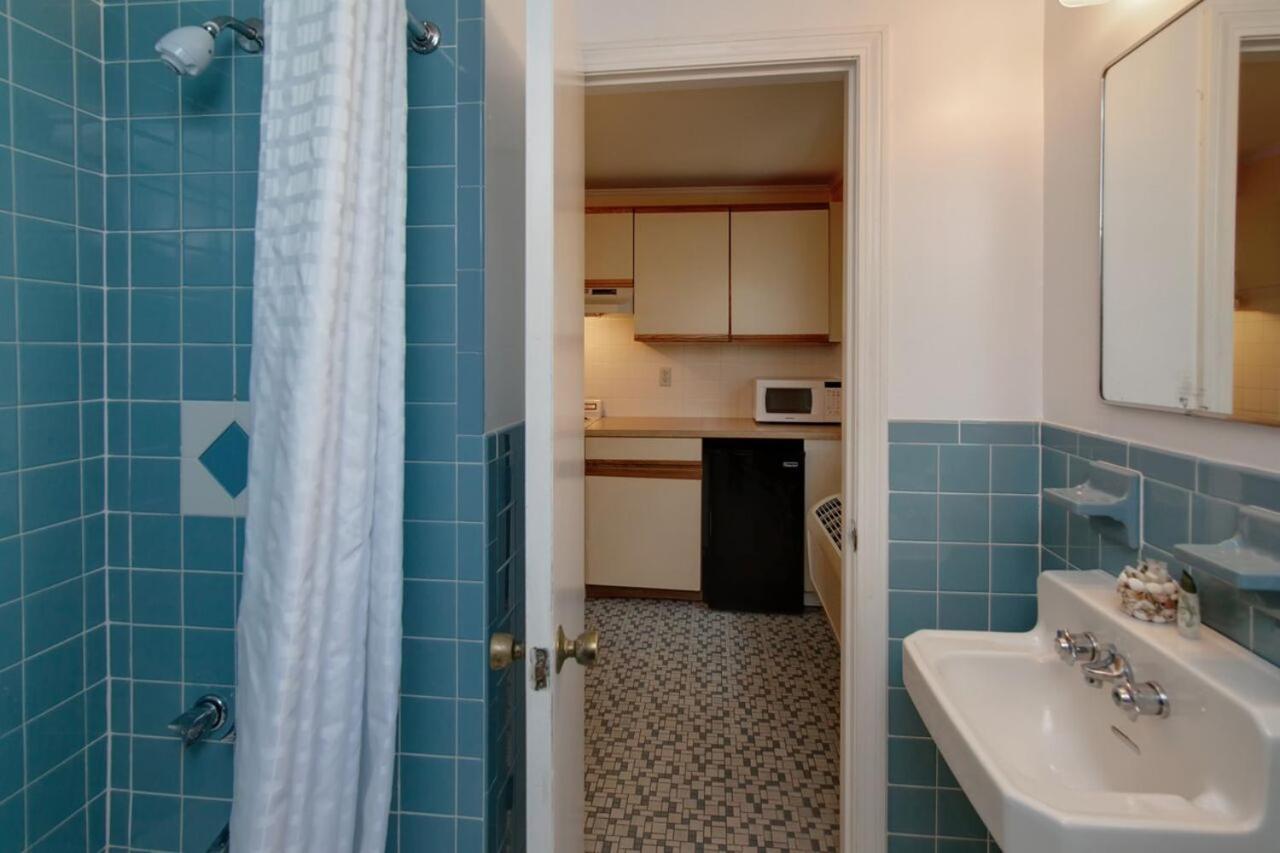 Cape Cod Harbor House Inn photo 21