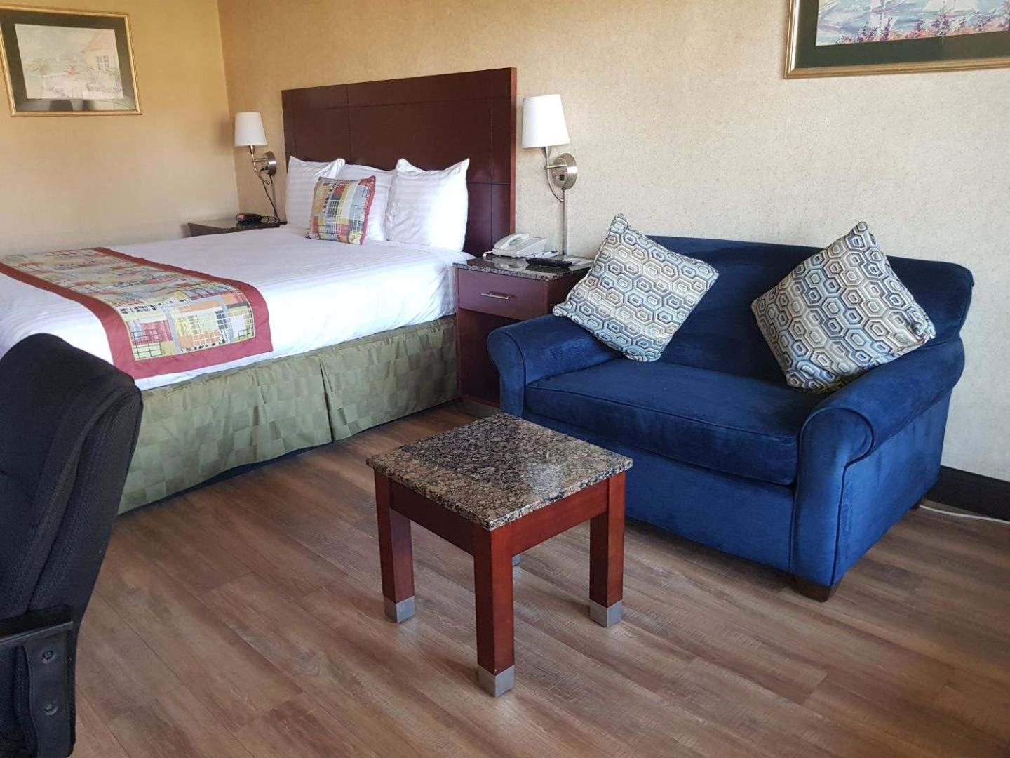 Travelodge by Wyndham Costa Mesa Newport Beach Hacienda photo 20