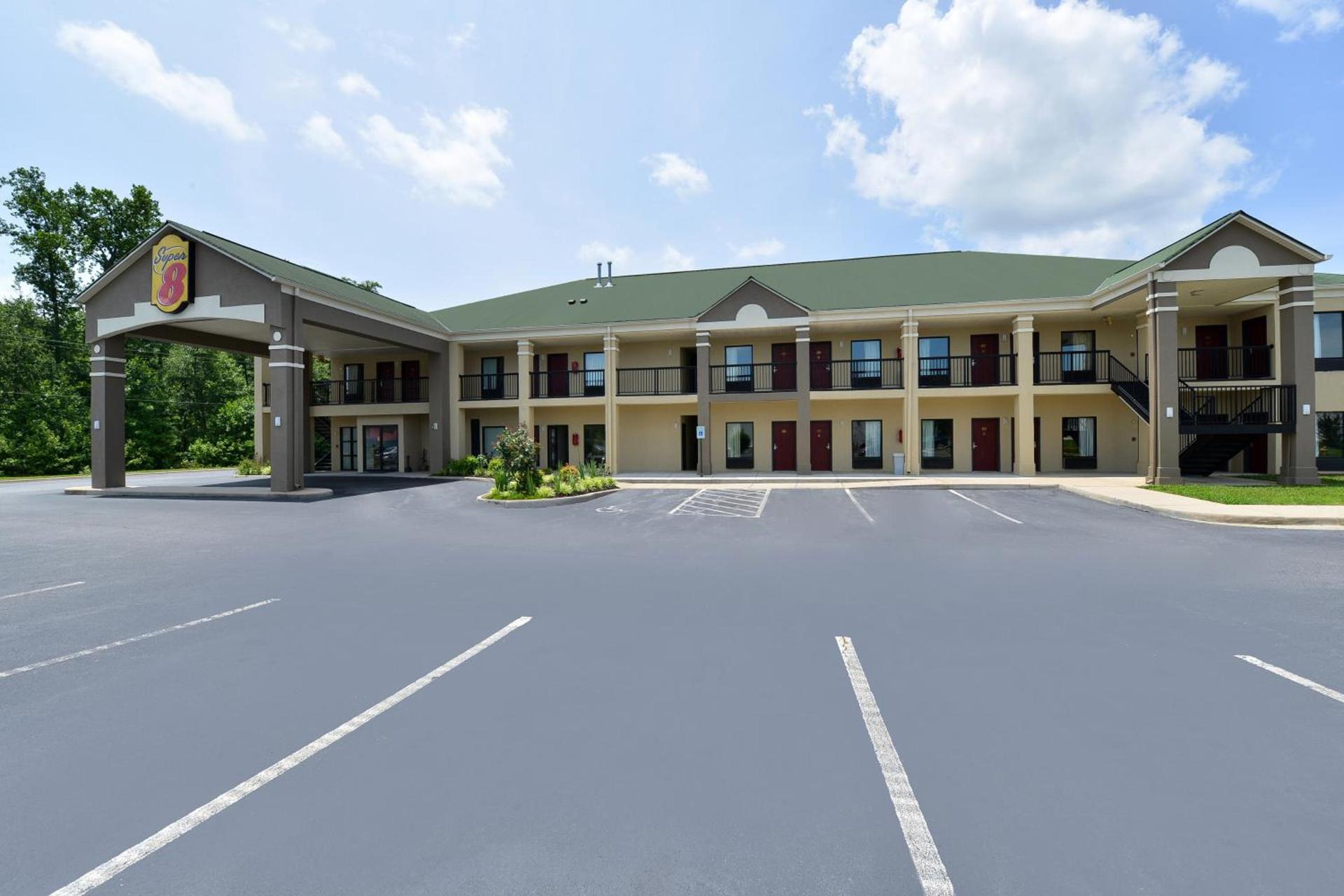 Super 8 by Wyndham Petersburg photo 17