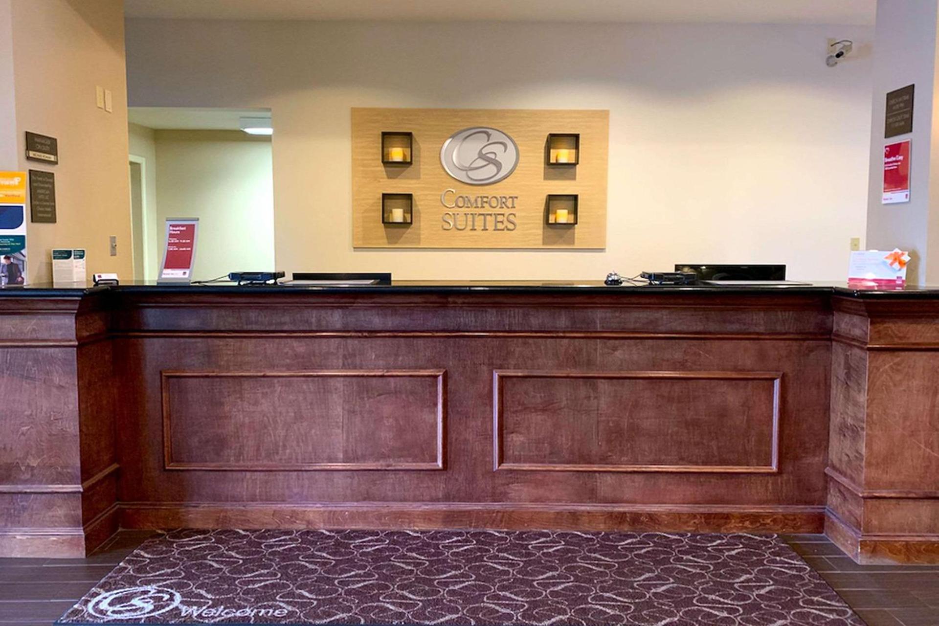 Comfort Suites Texas Ave photo 18