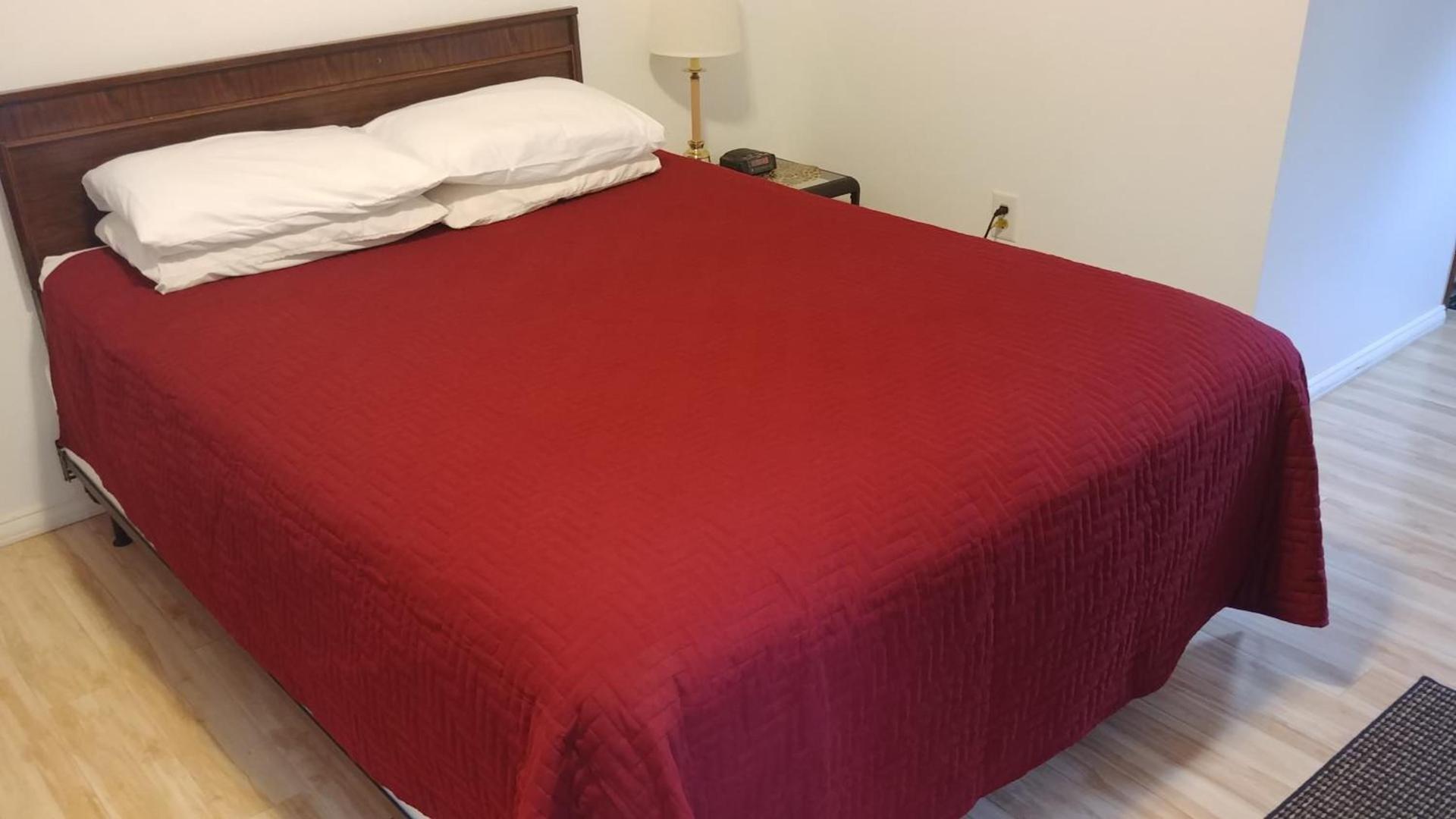 Falls Motel photo 17