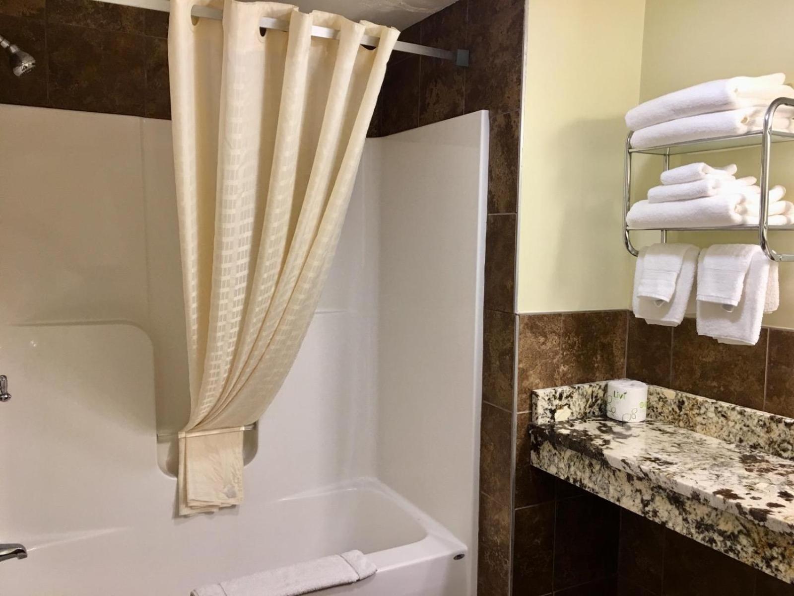Scottish Inns Sturbridge photo 6