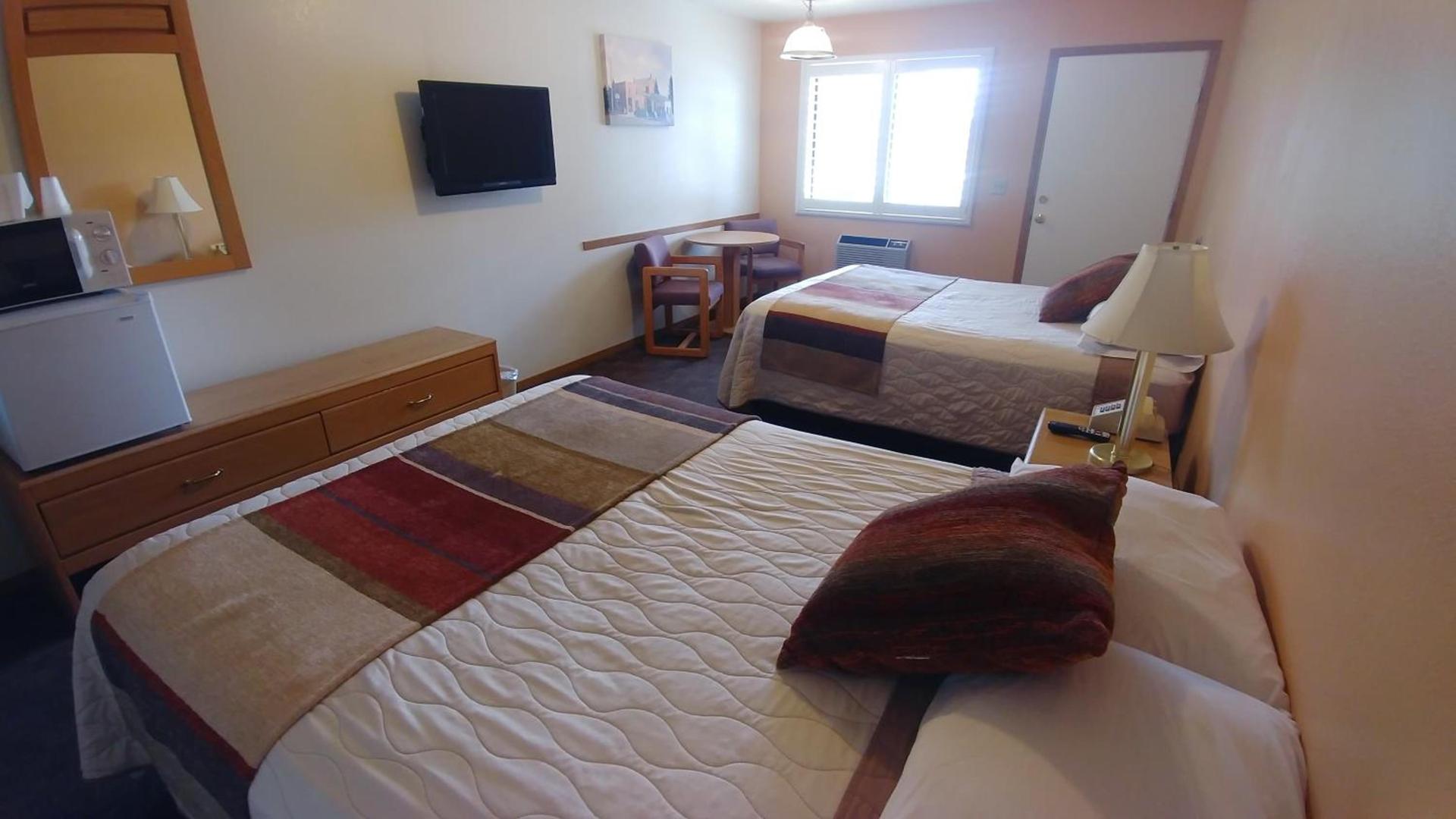 Blue Pine Motel photo 10