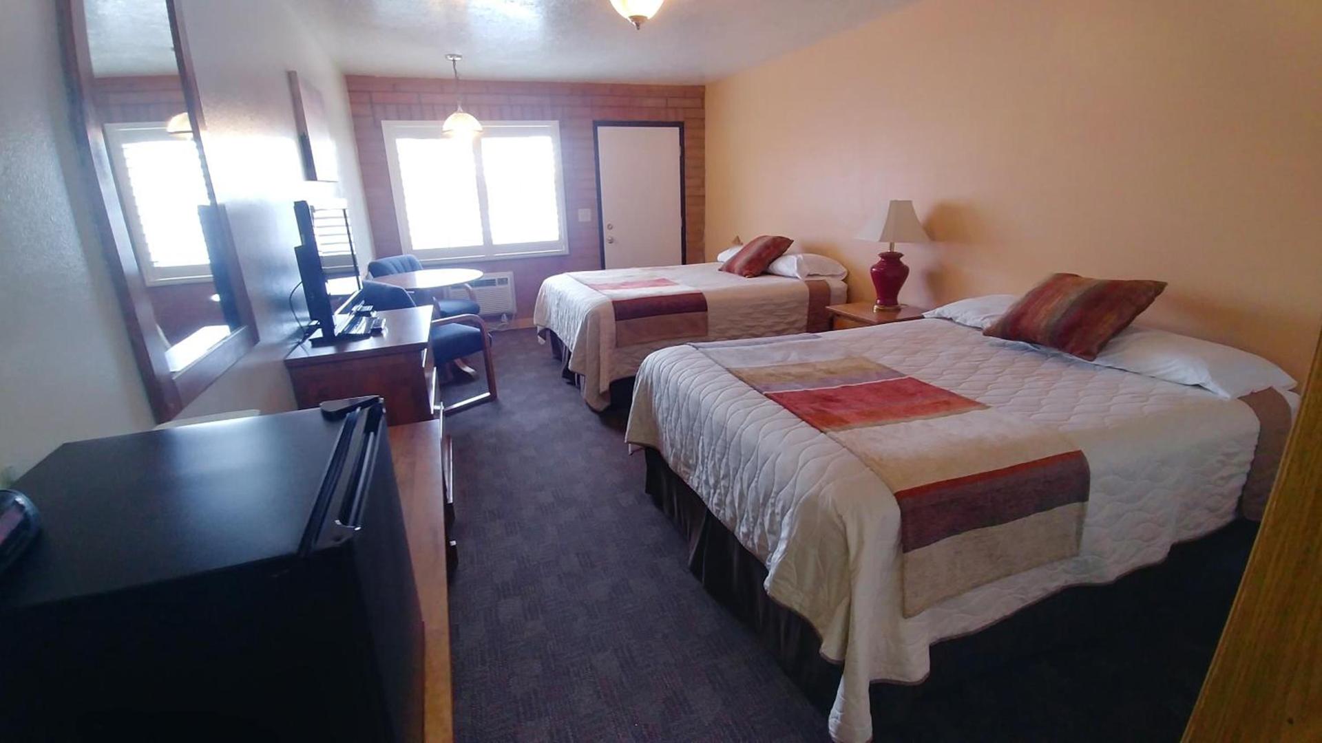 Blue Pine Motel photo 12