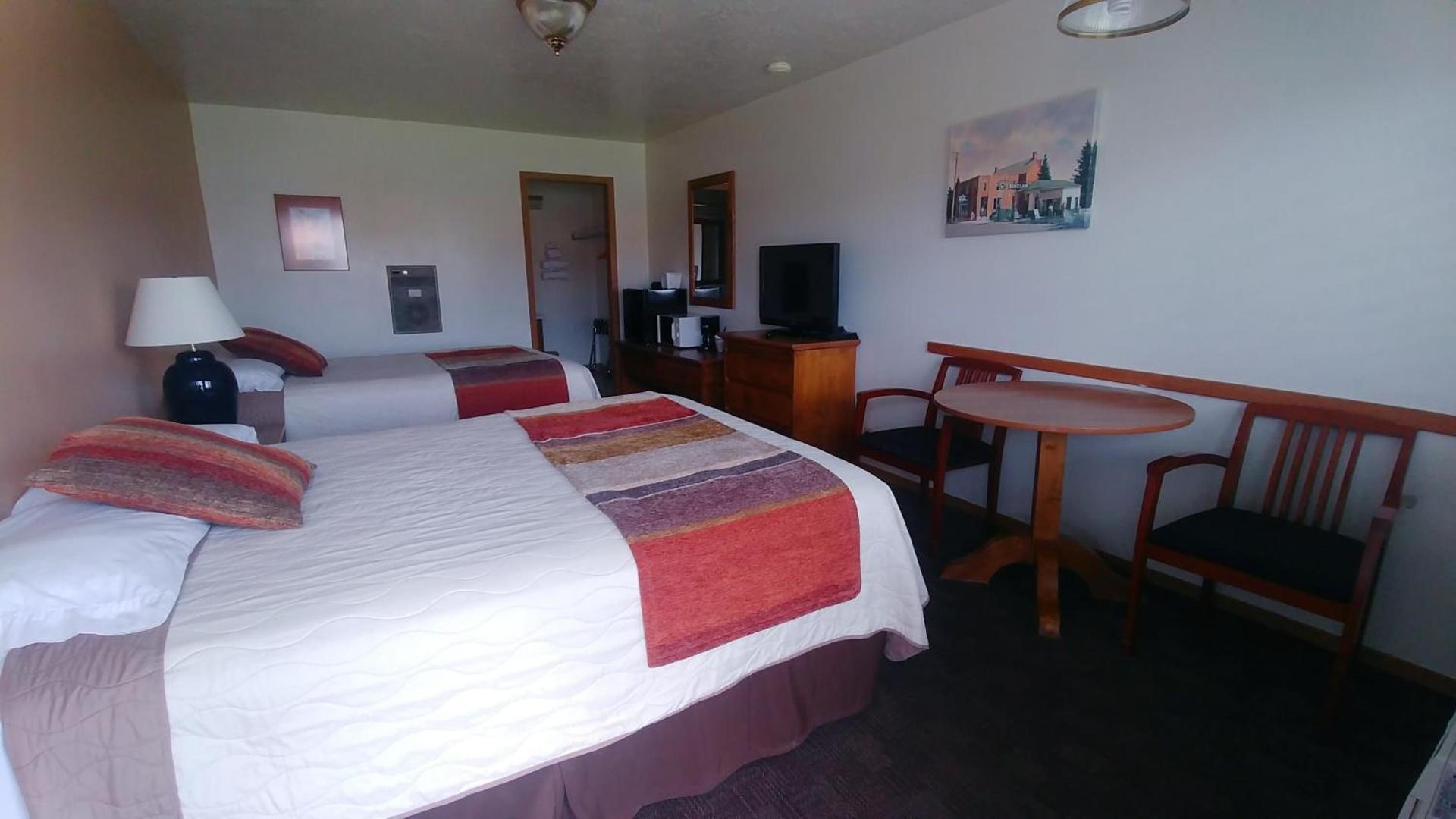Blue Pine Motel photo 11
