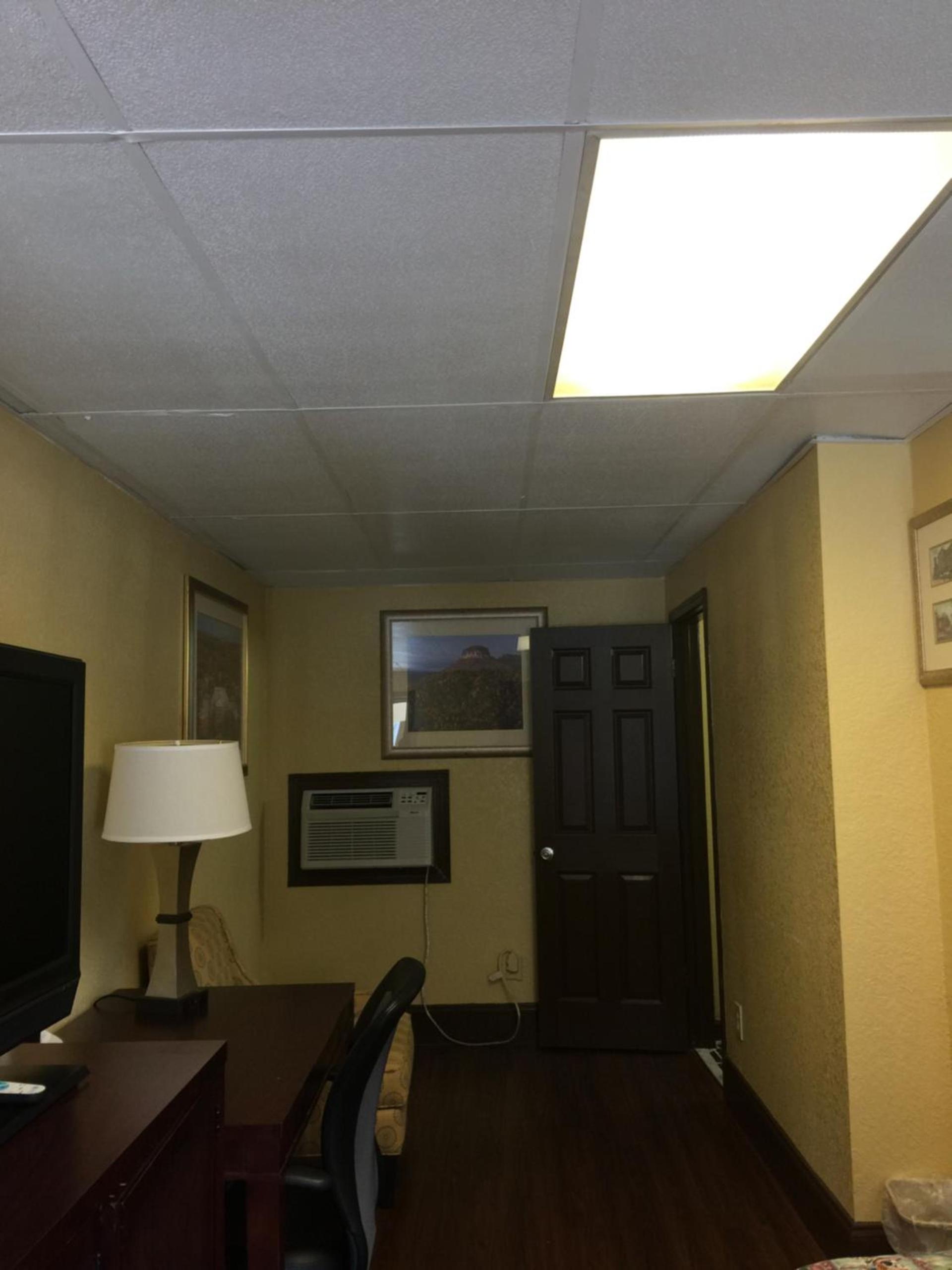 Americas Best Value Inn Stone Mountain Atlanta E photo 2