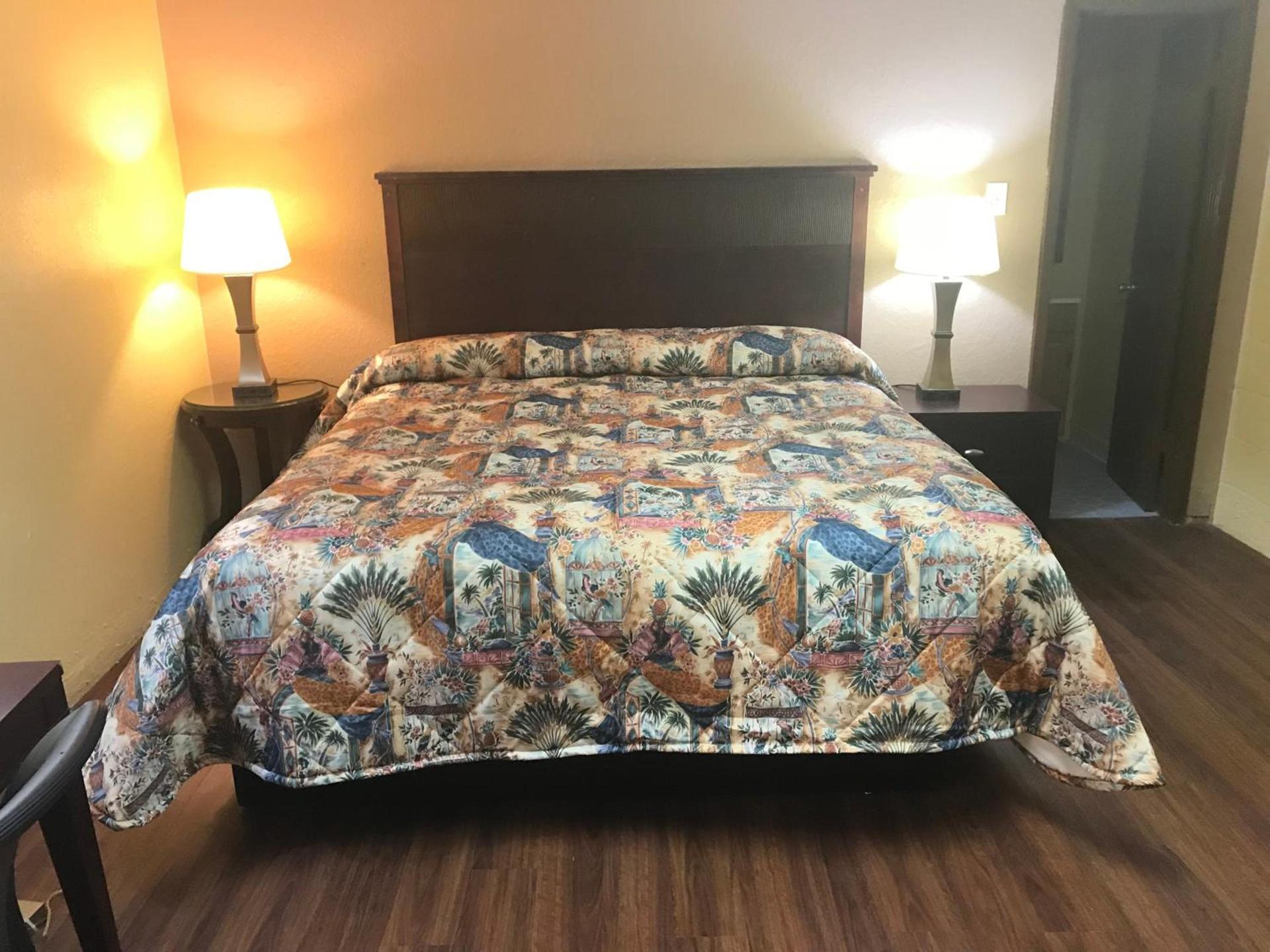 Americas Best Value Inn Stone Mountain Atlanta E photo 9