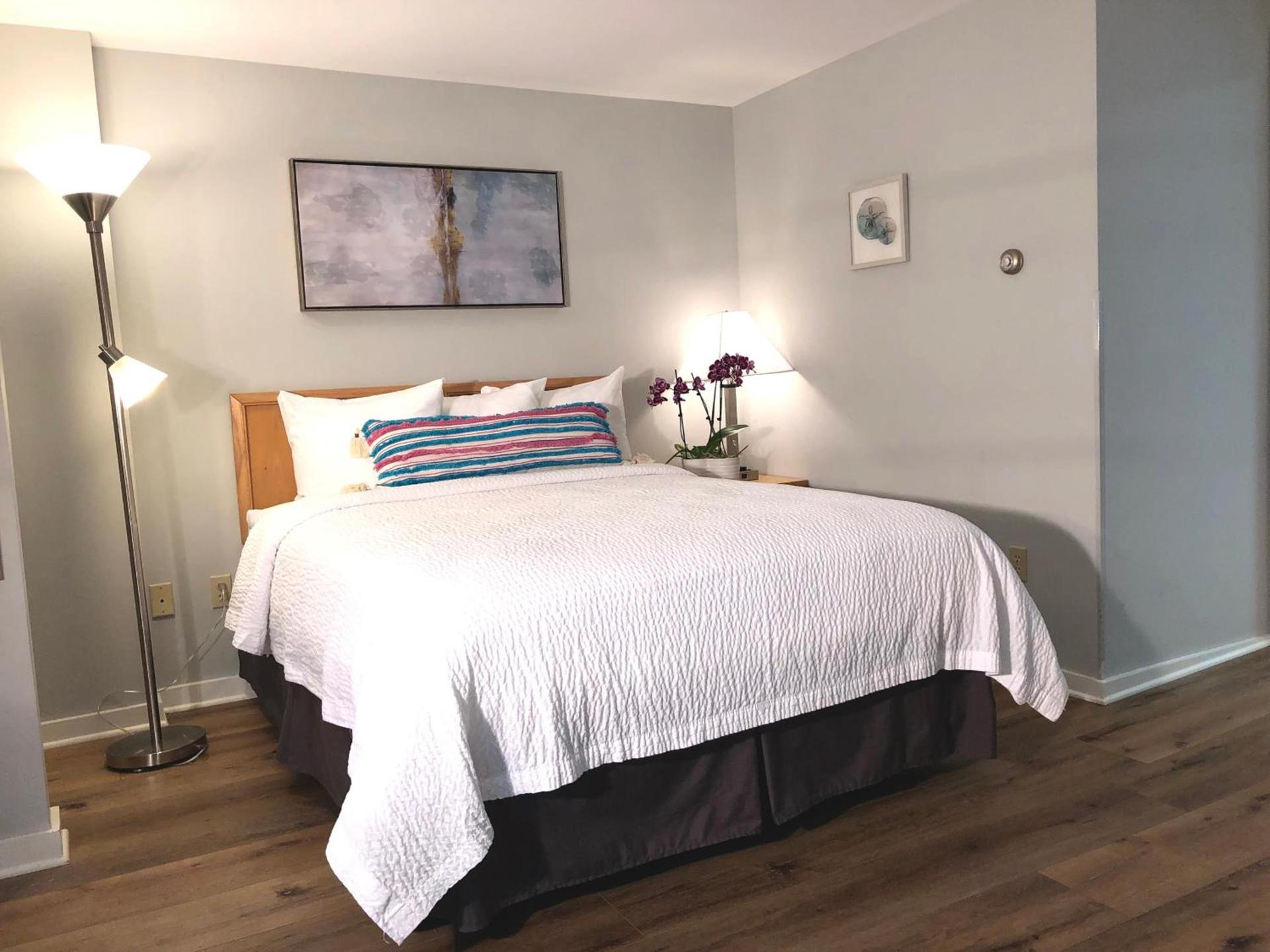 Hyannis Inn photo 53