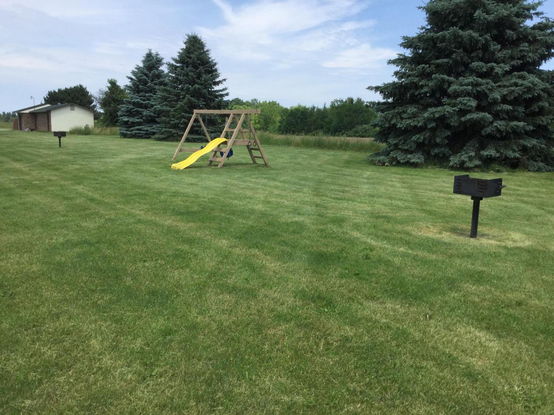 Super 8 by Wyndham Imlay City photo 20