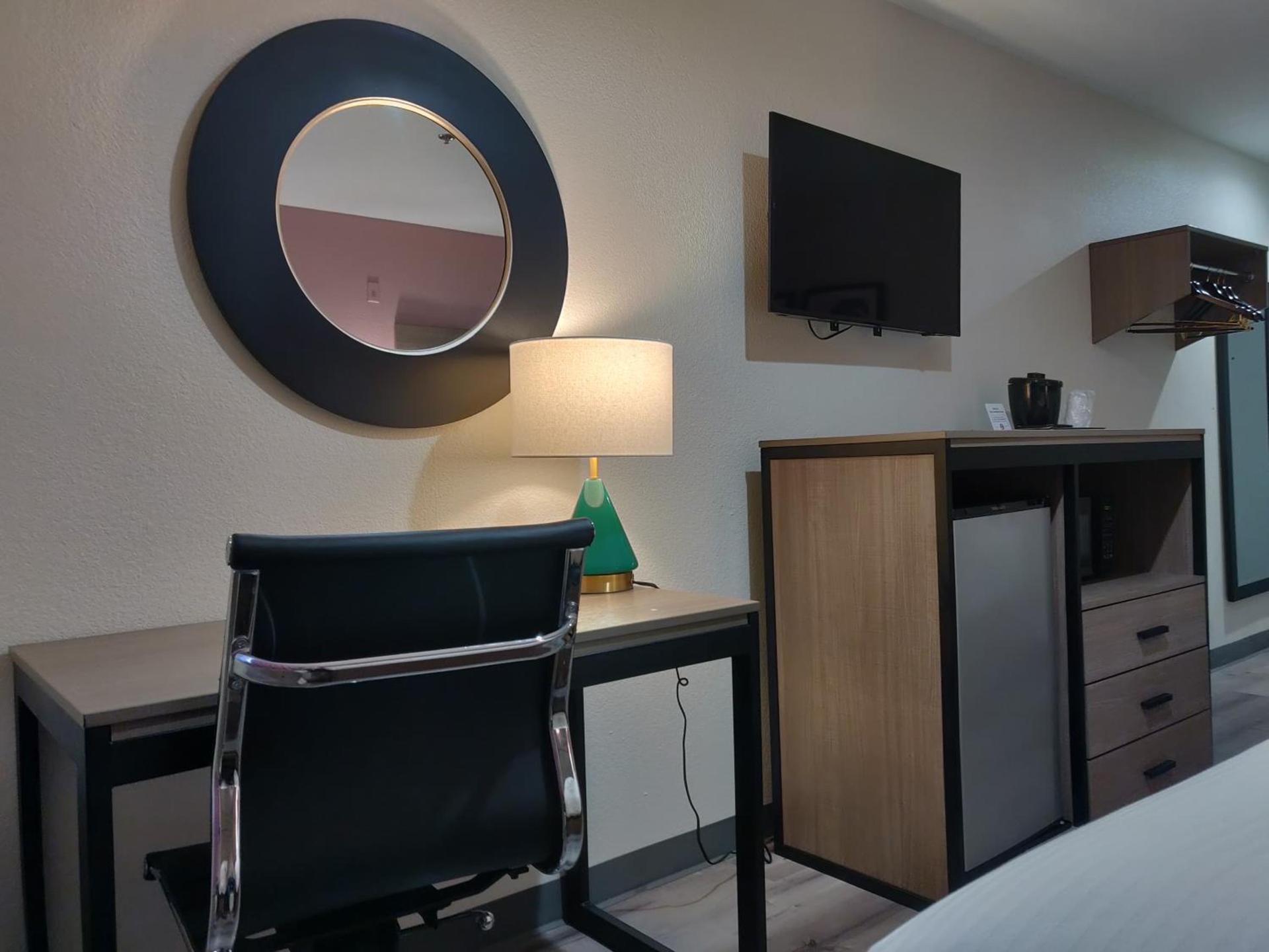 Arya Inn and Suites photo 13