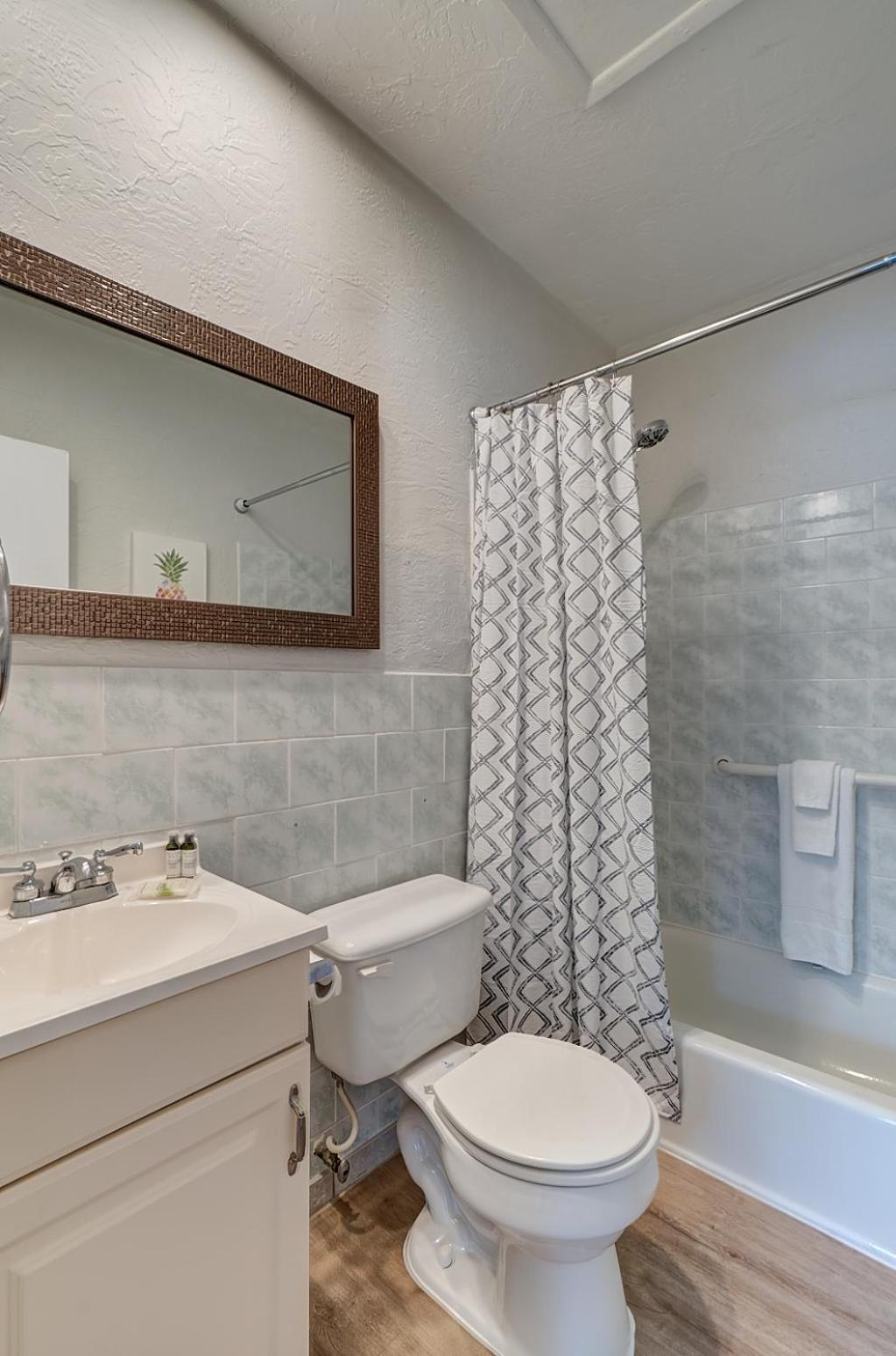 4145 By The Sea Inn & Suites photo 32