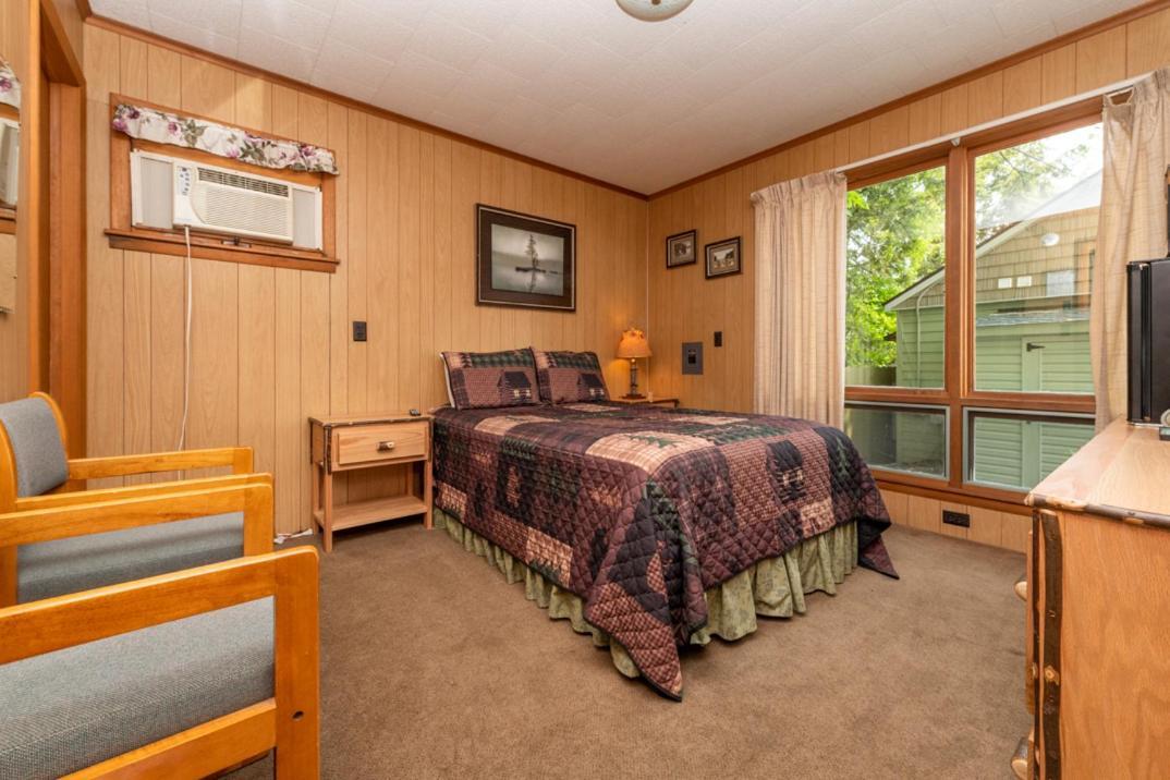 Shore Meadows Lodge LLC photo 45
