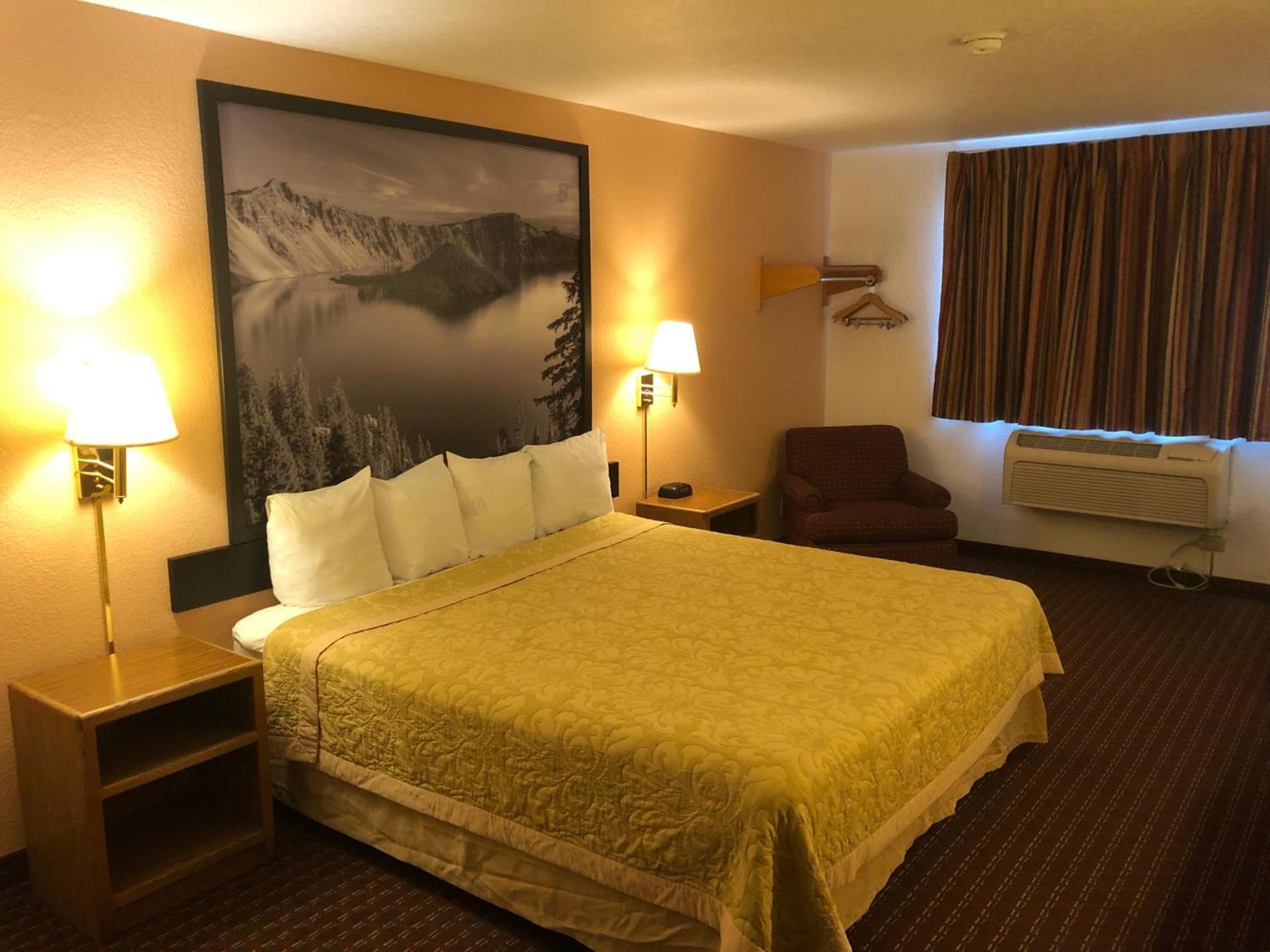 Super 8 by Wyndham The Dalles OR photo 33