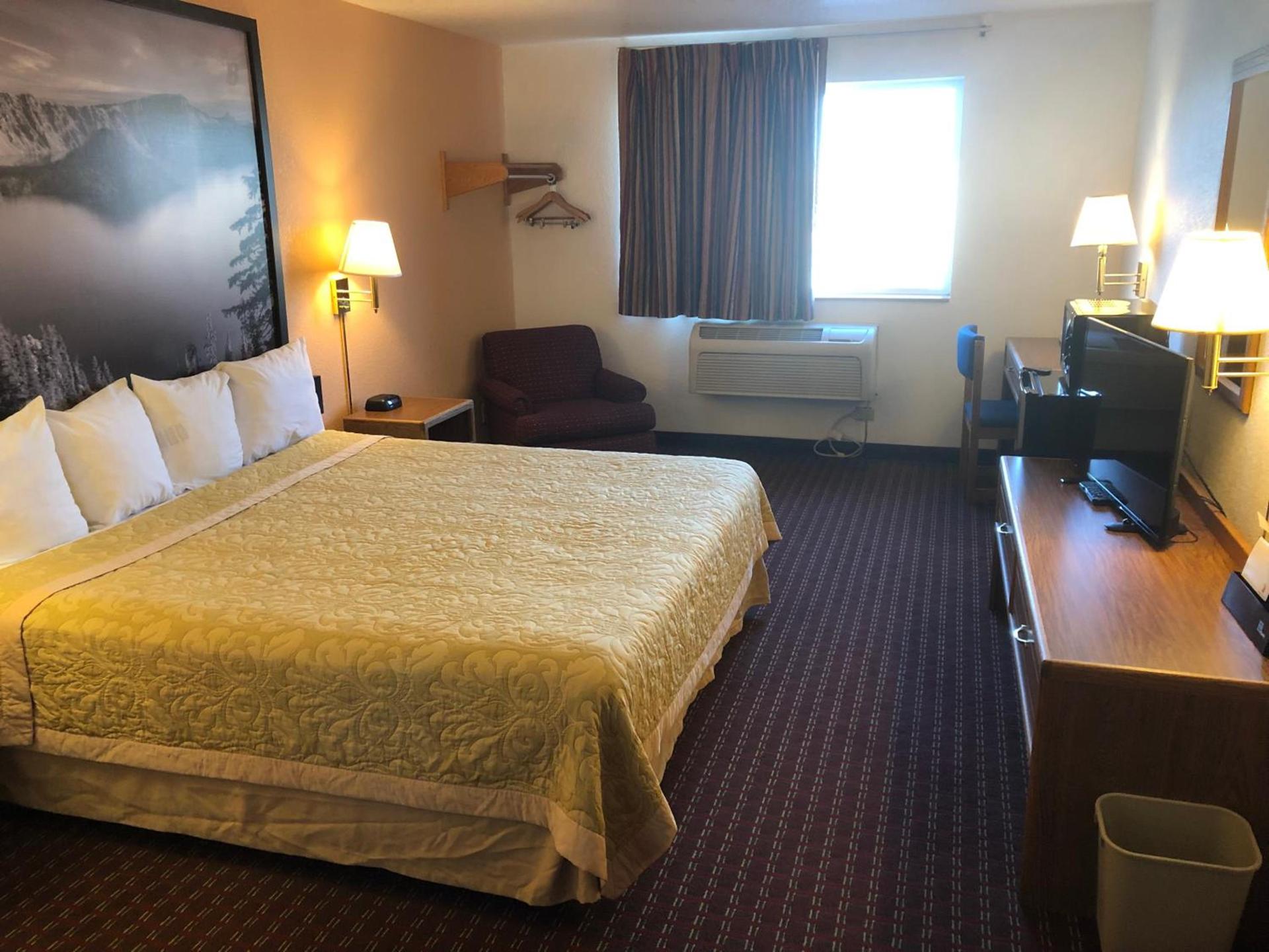 Super 8 by Wyndham The Dalles OR photo 34