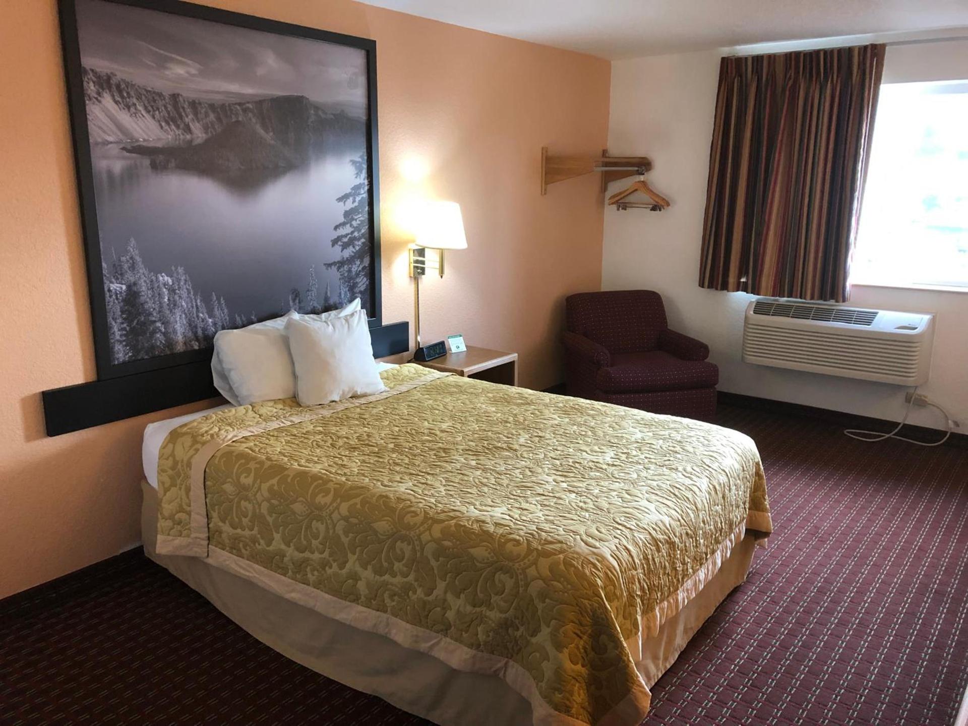 Super 8 by Wyndham The Dalles OR photo 43