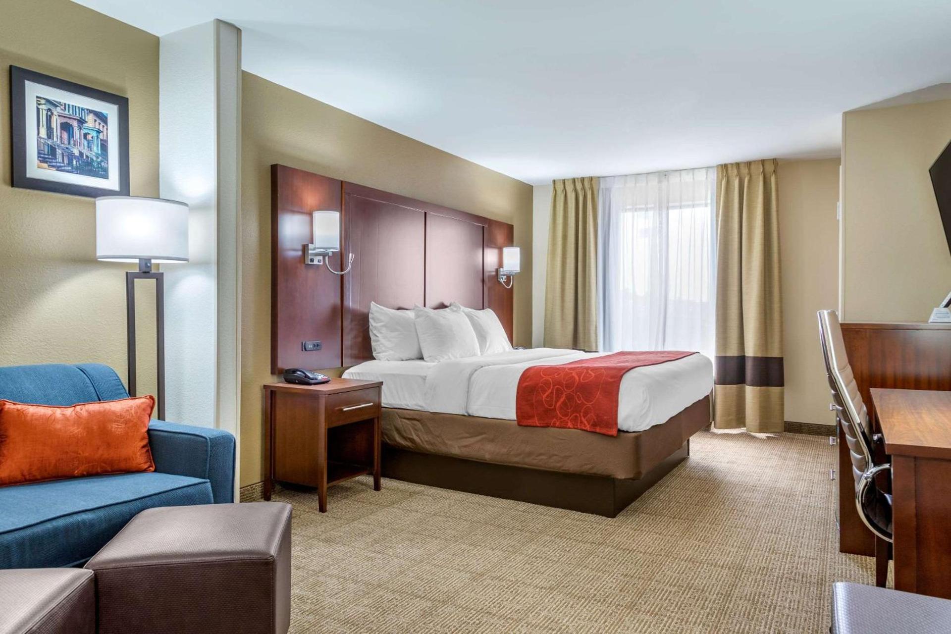 Comfort Suites Savannah Gateway I-95 photo 11