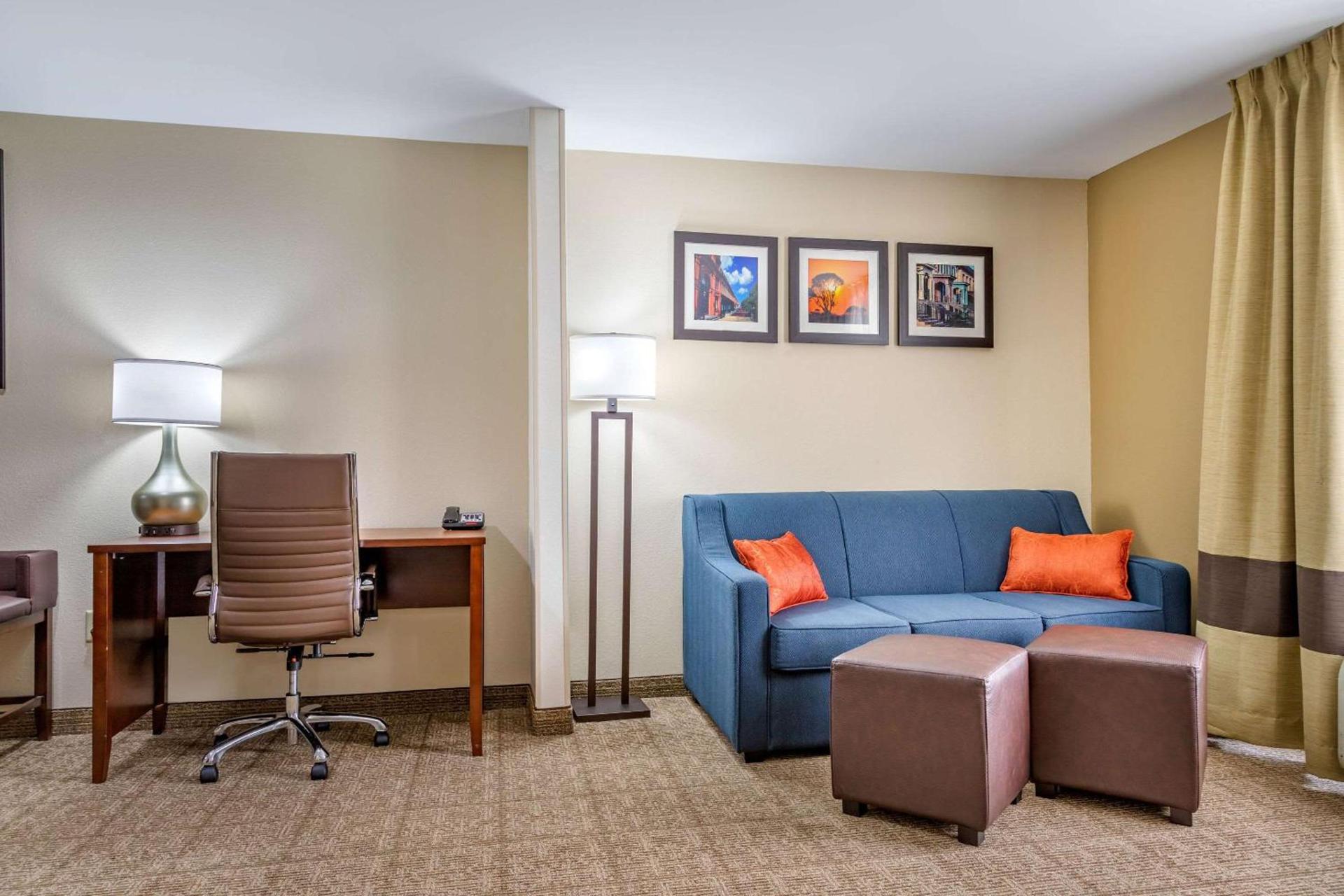 Comfort Suites Savannah Gateway I-95 photo 6