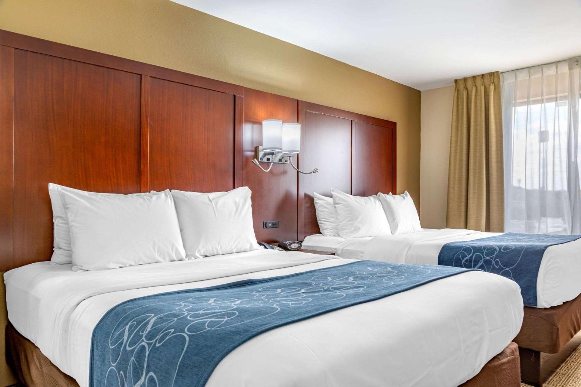 Comfort Suites Savannah Gateway I-95 photo 7