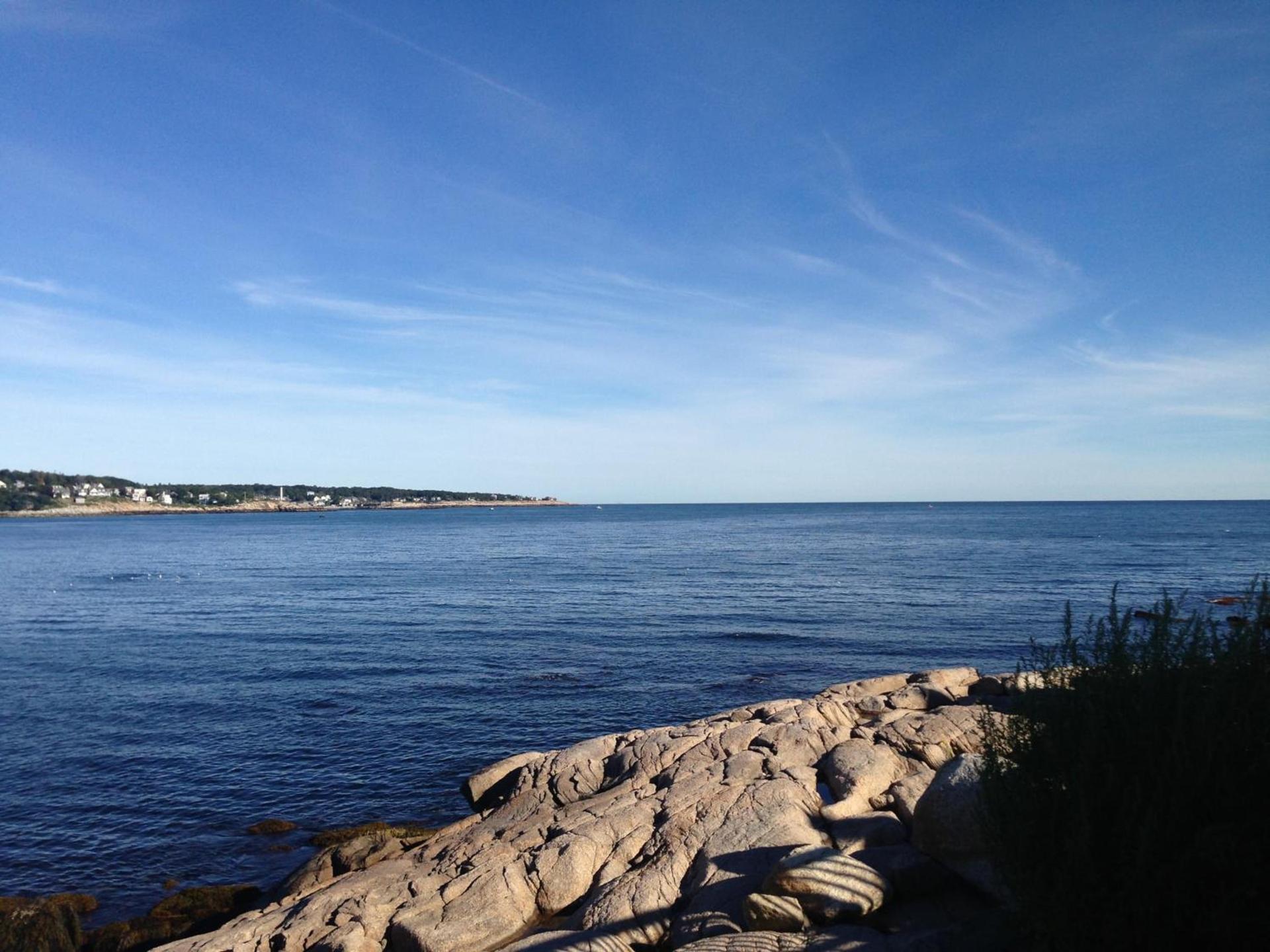 Bearskin Neck Motor Lodge photo 20