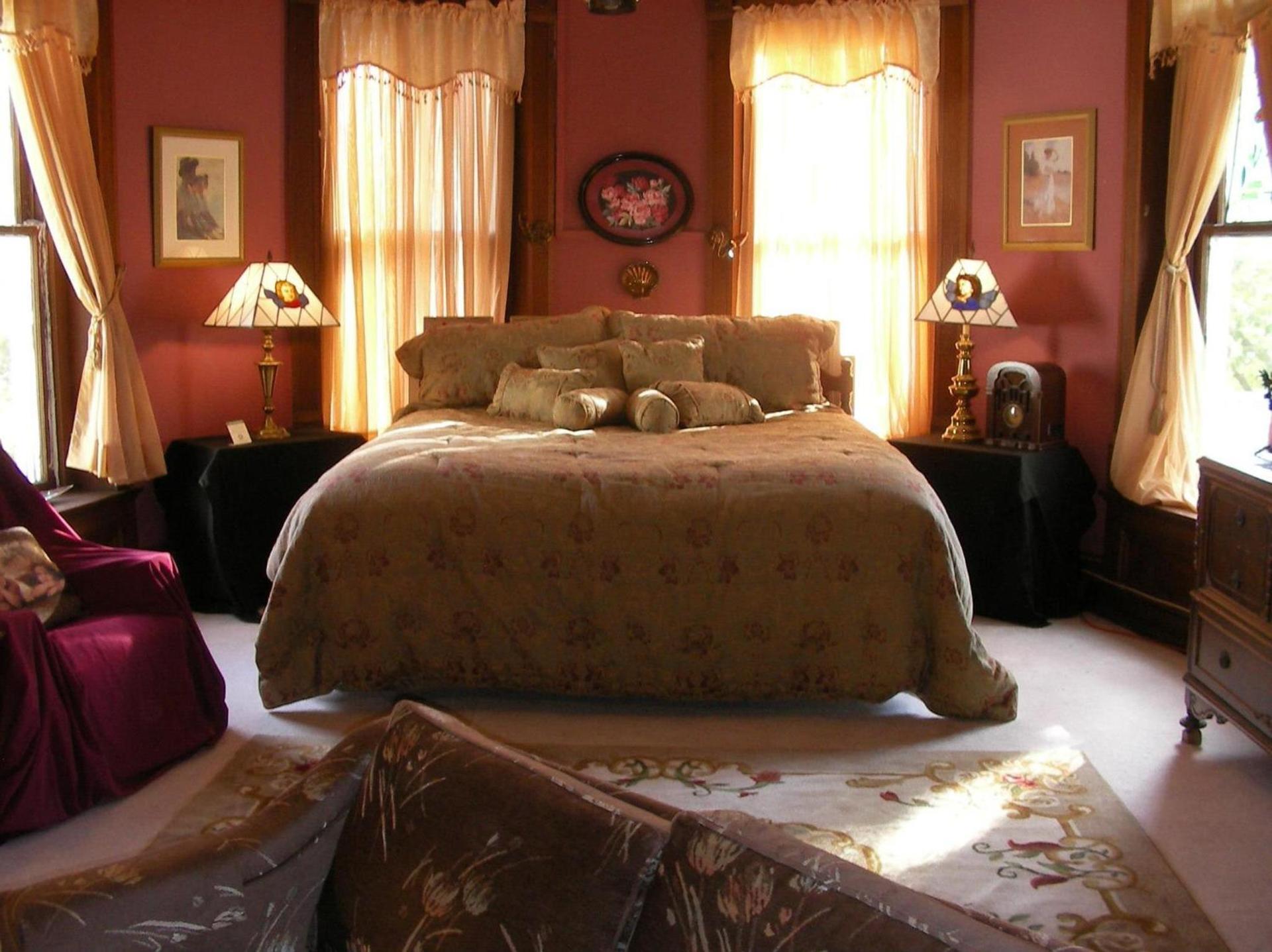 Riverview Mansion Hotel photo 5