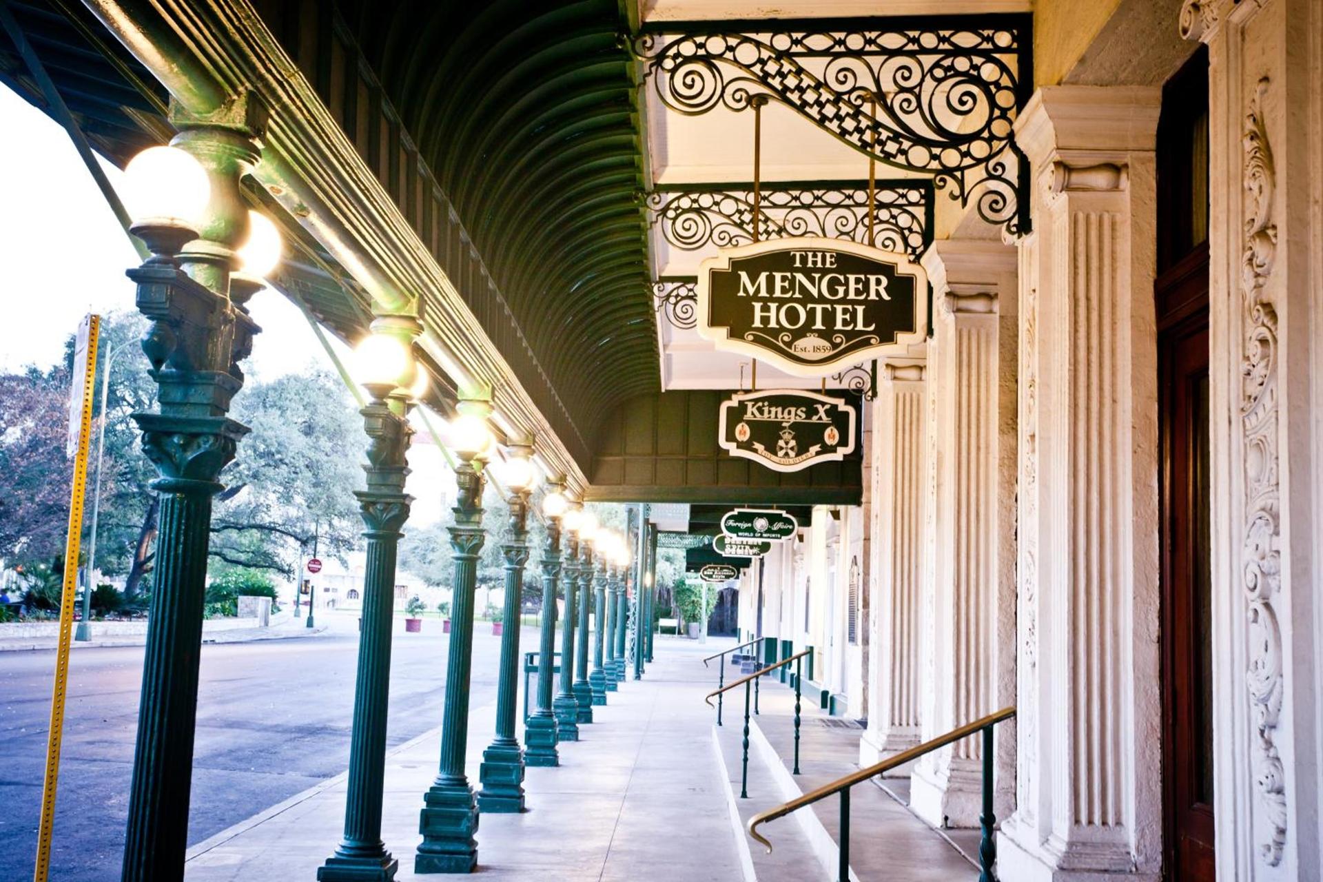 Menger Hotel photo 24