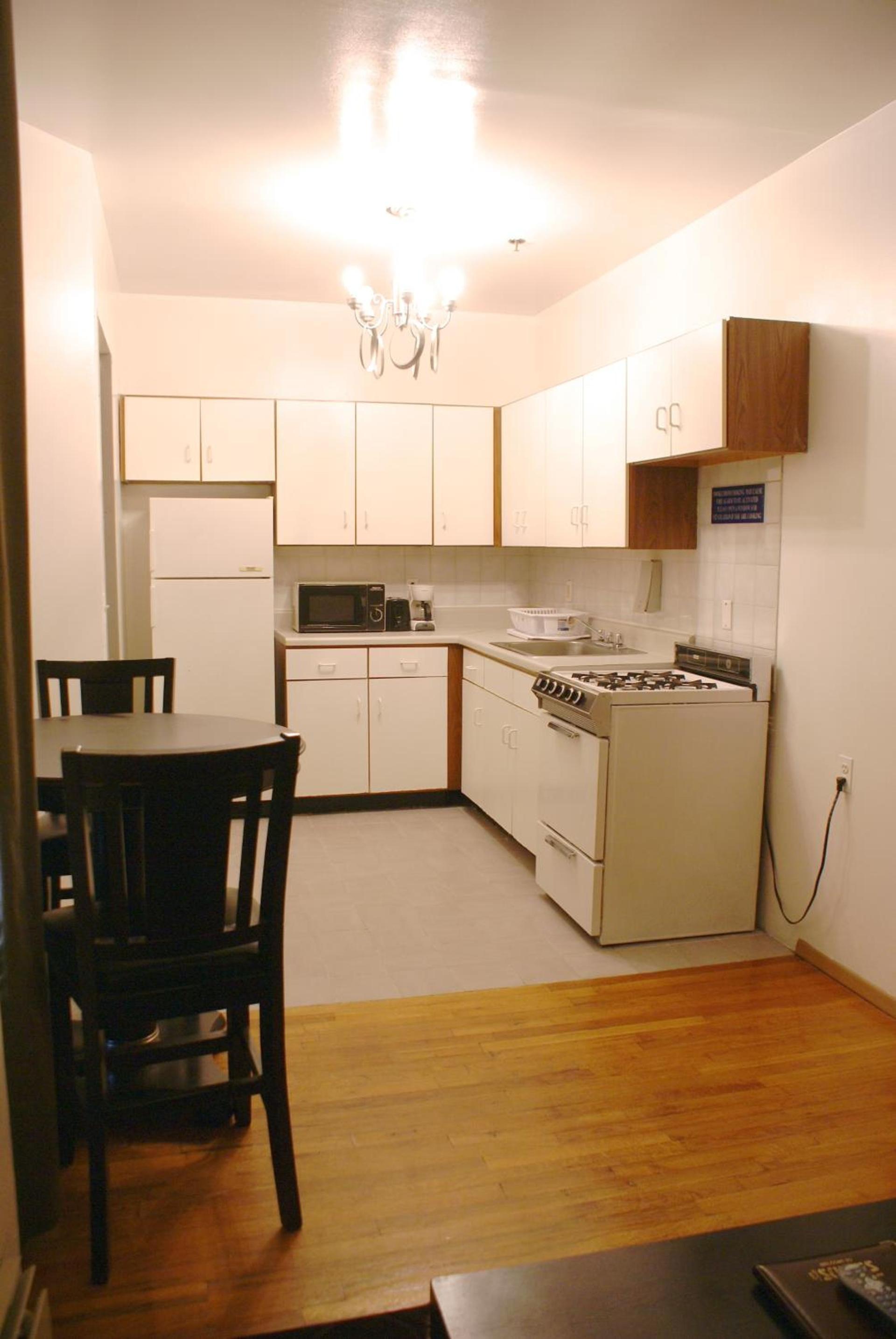 Off SoHo Suites Hotel photo 20
