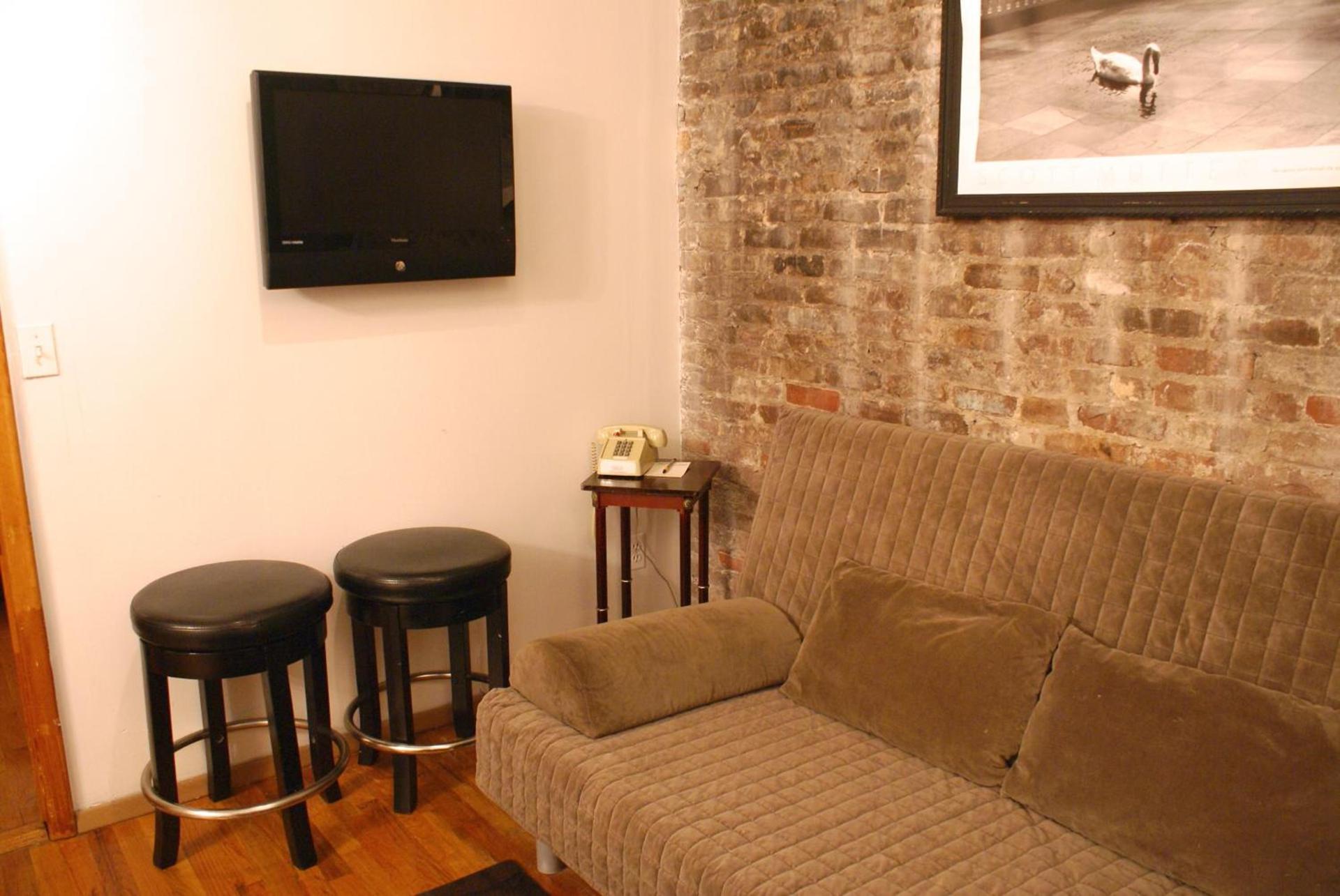 Off SoHo Suites Hotel photo 15