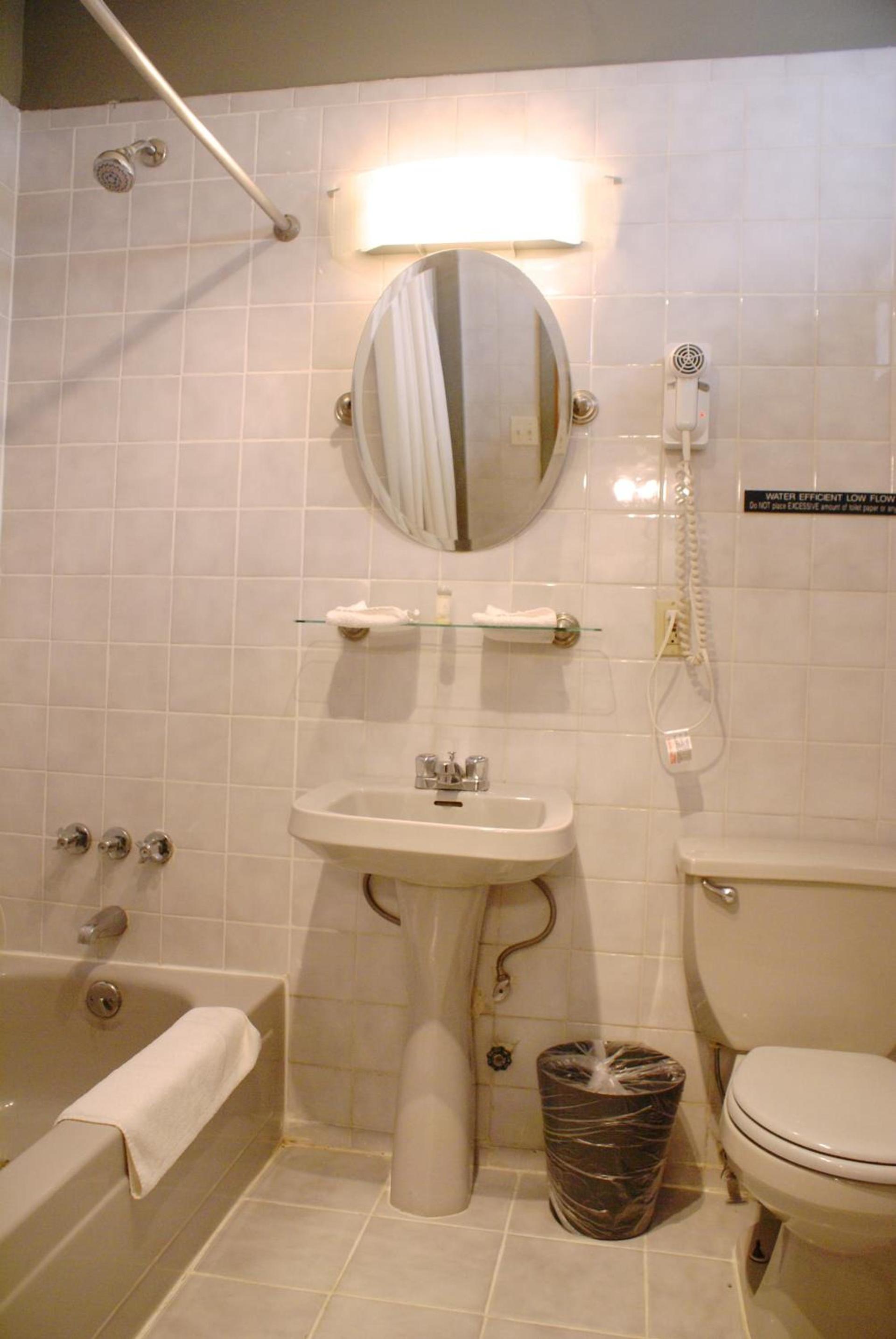 Off SoHo Suites Hotel photo 23