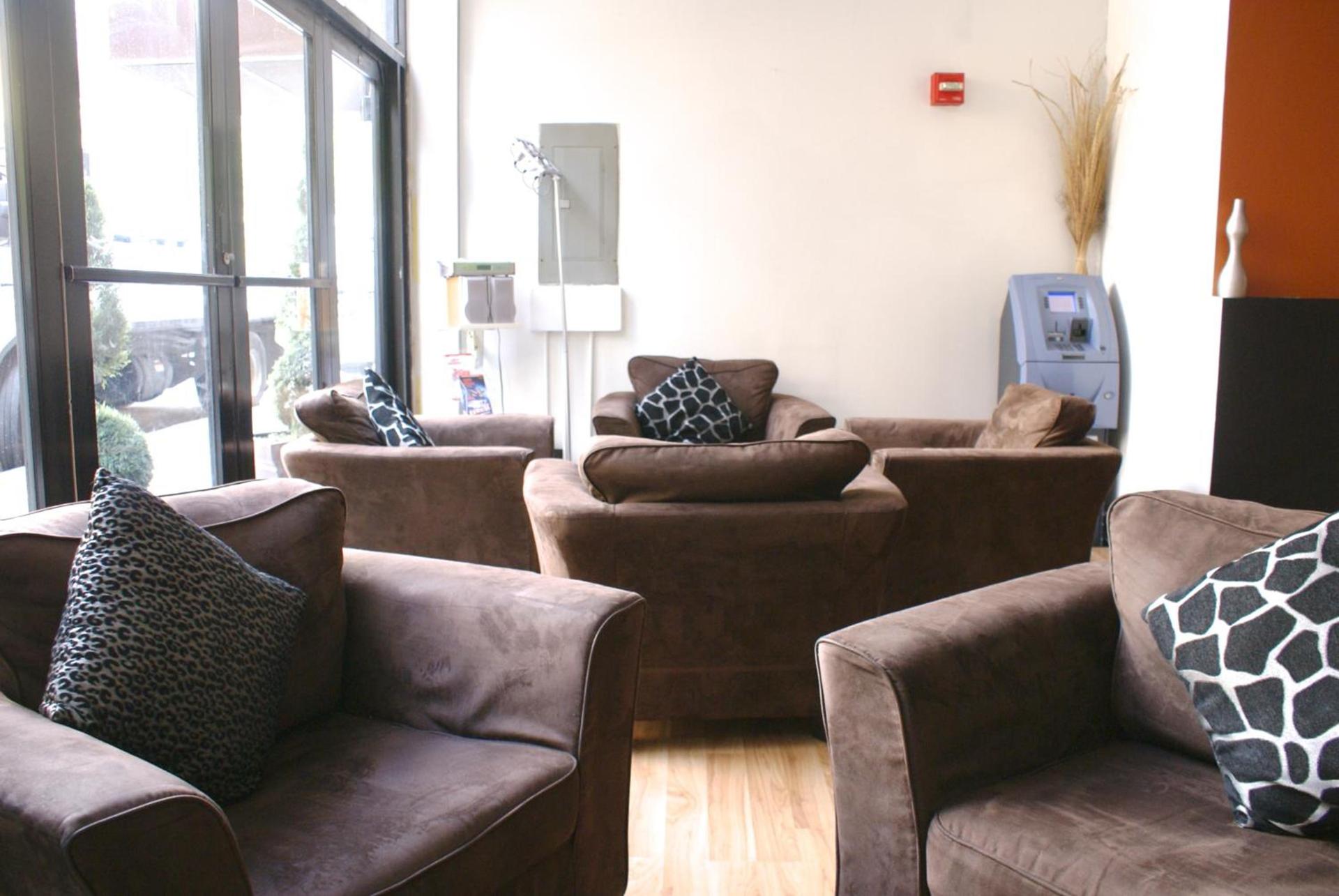 Off SoHo Suites Hotel photo 9
