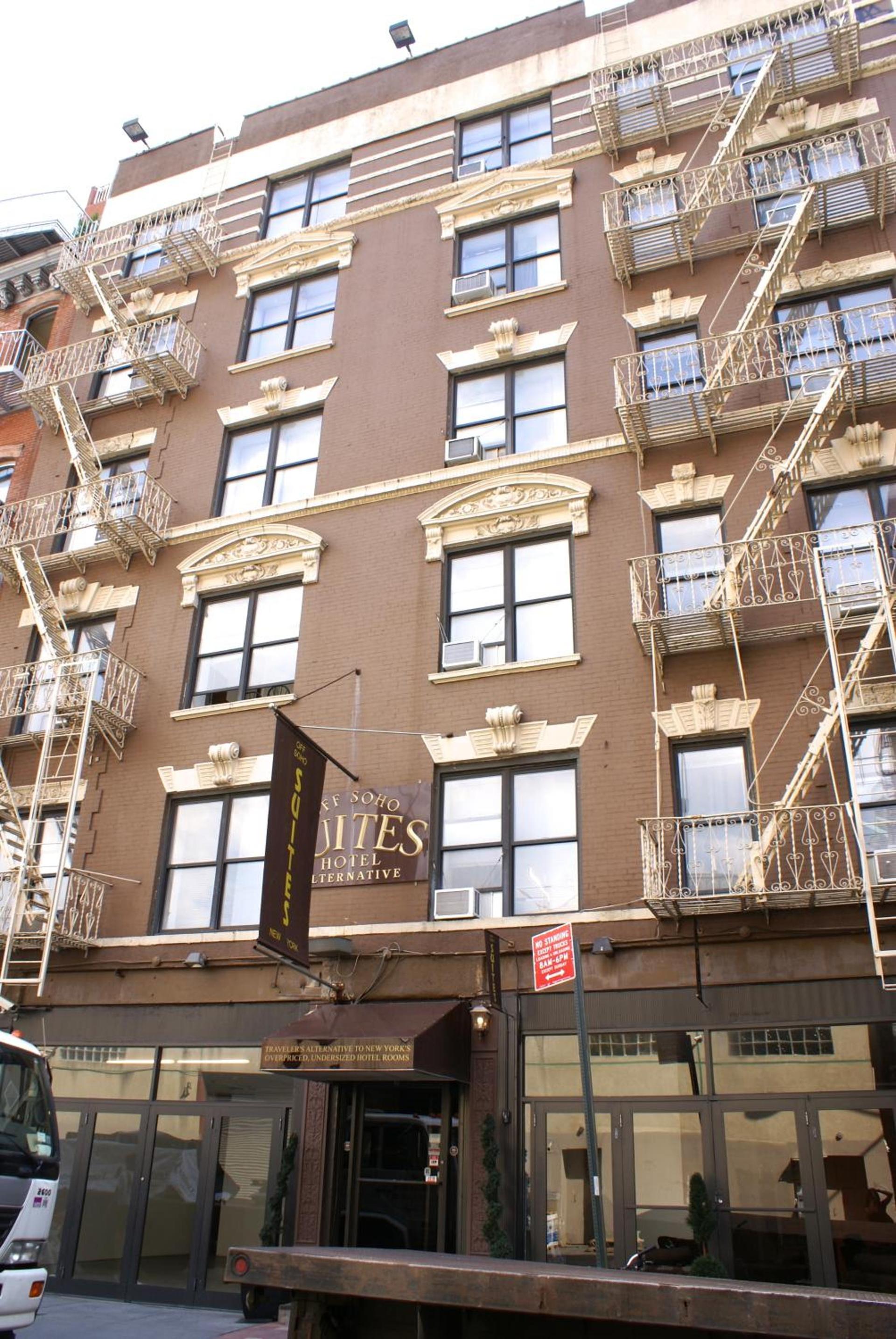 Off SoHo Suites Hotel photo 3