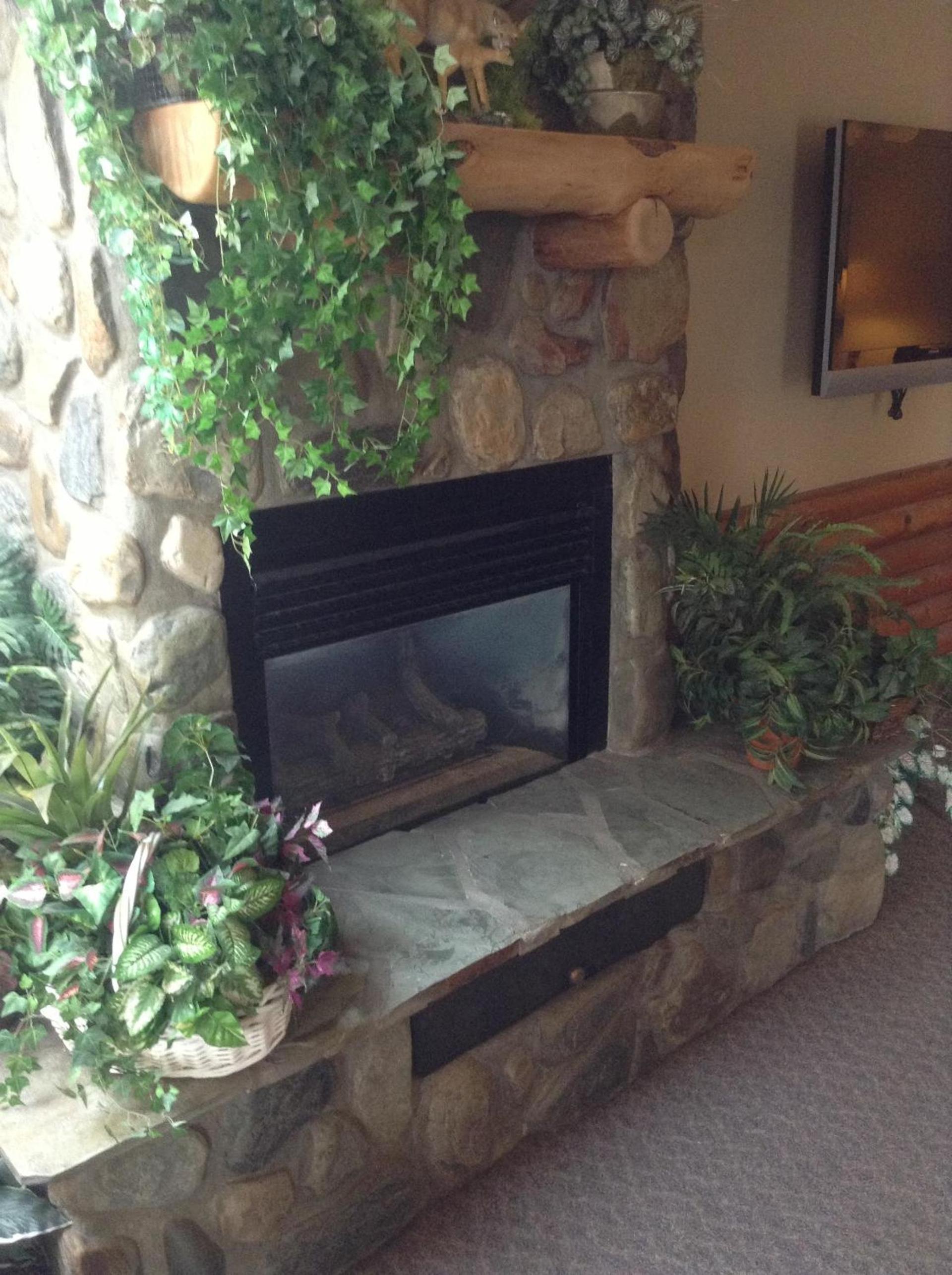 Sandpoint Inn photo 34