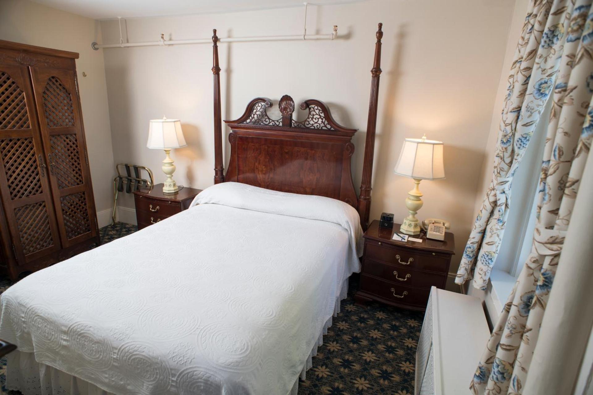 Middlebury Inn photo 68