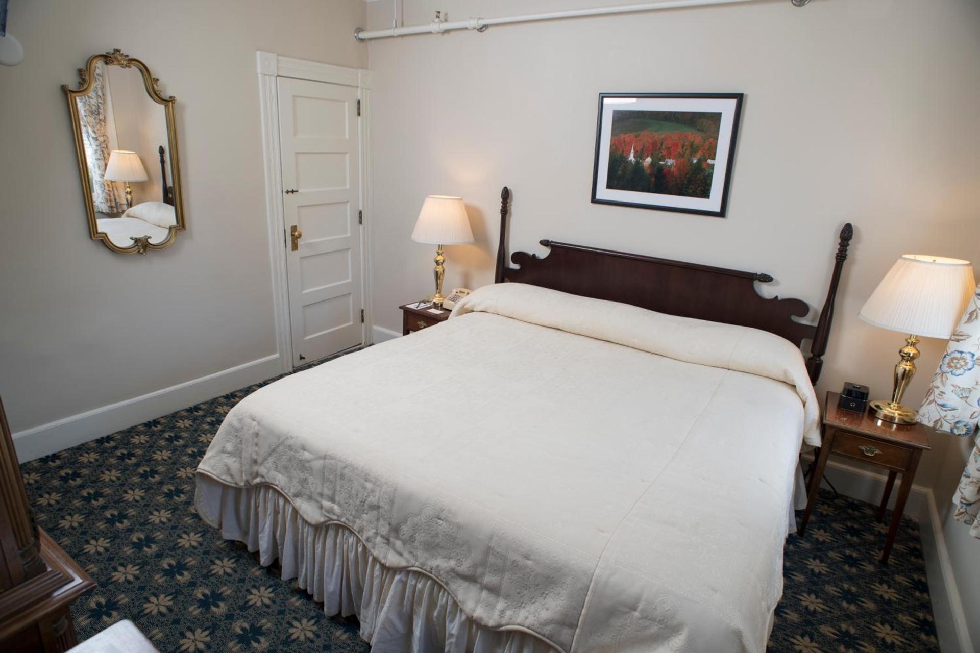 Middlebury Inn photo 3