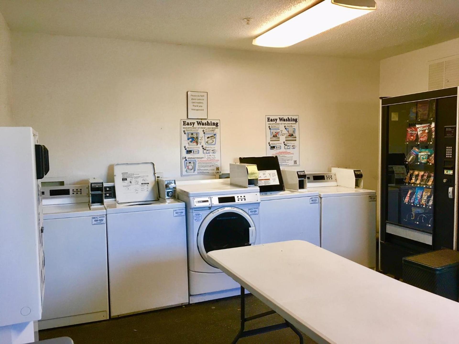 InTown Suites Extended Stay North Charleston SC - Ashley Phosphate photo 7
