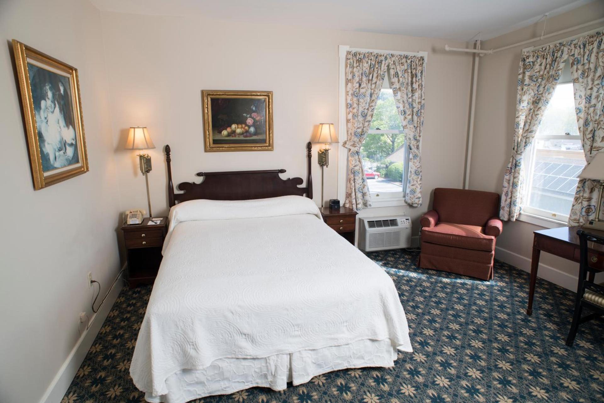 Middlebury Inn photo 40