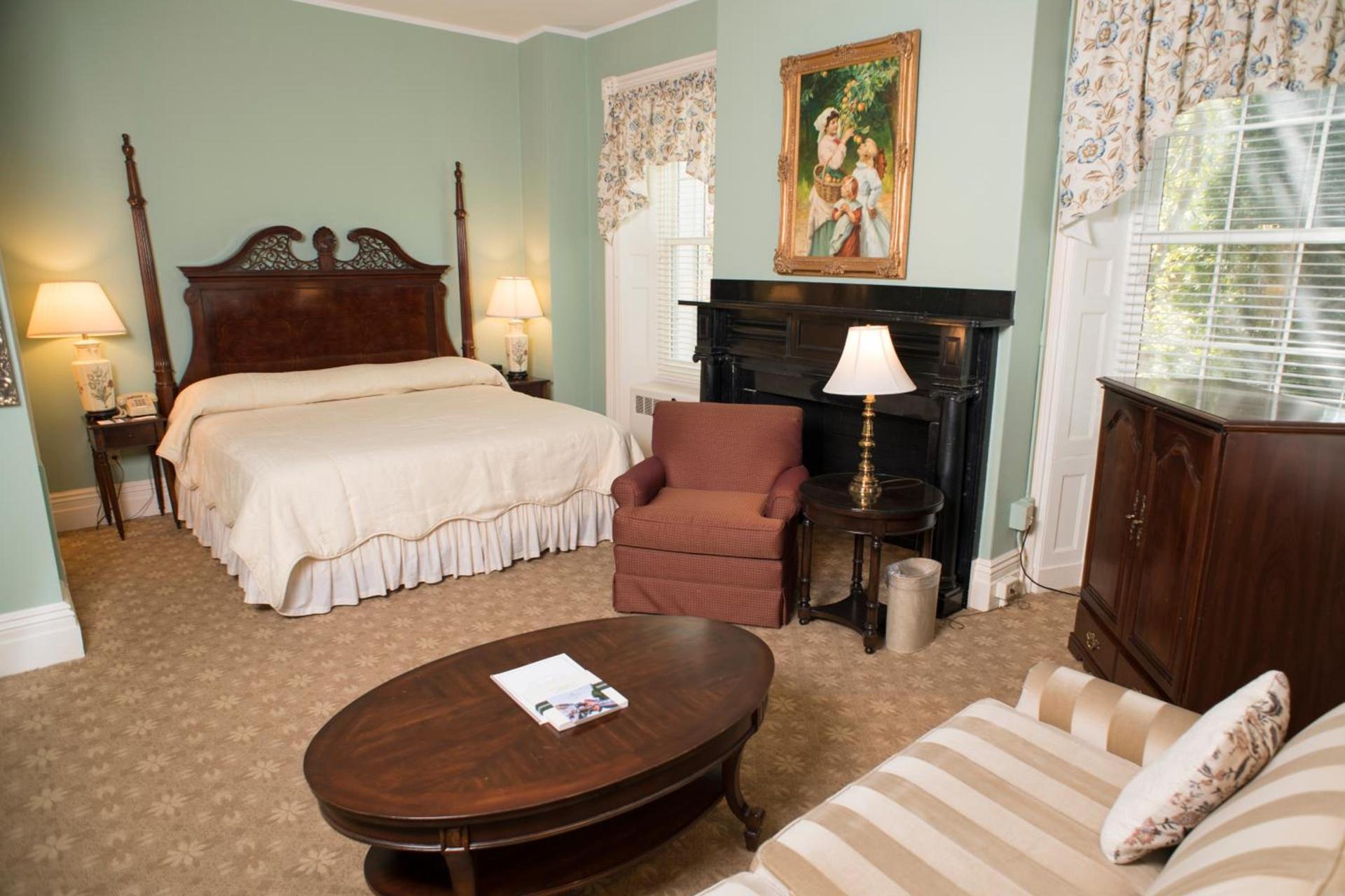 Middlebury Inn photo 28
