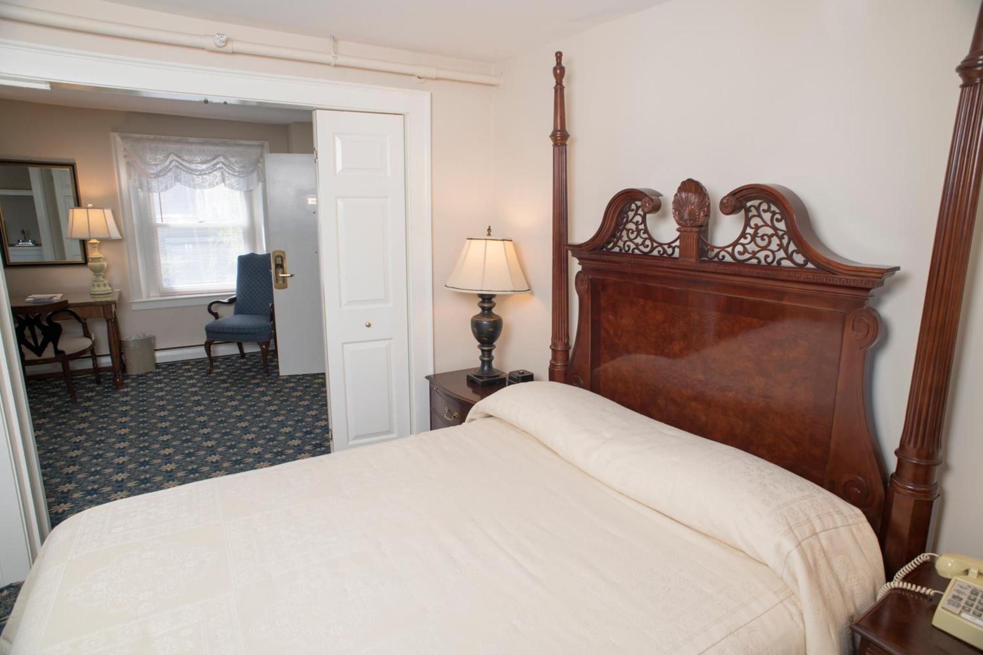 Middlebury Inn photo 20