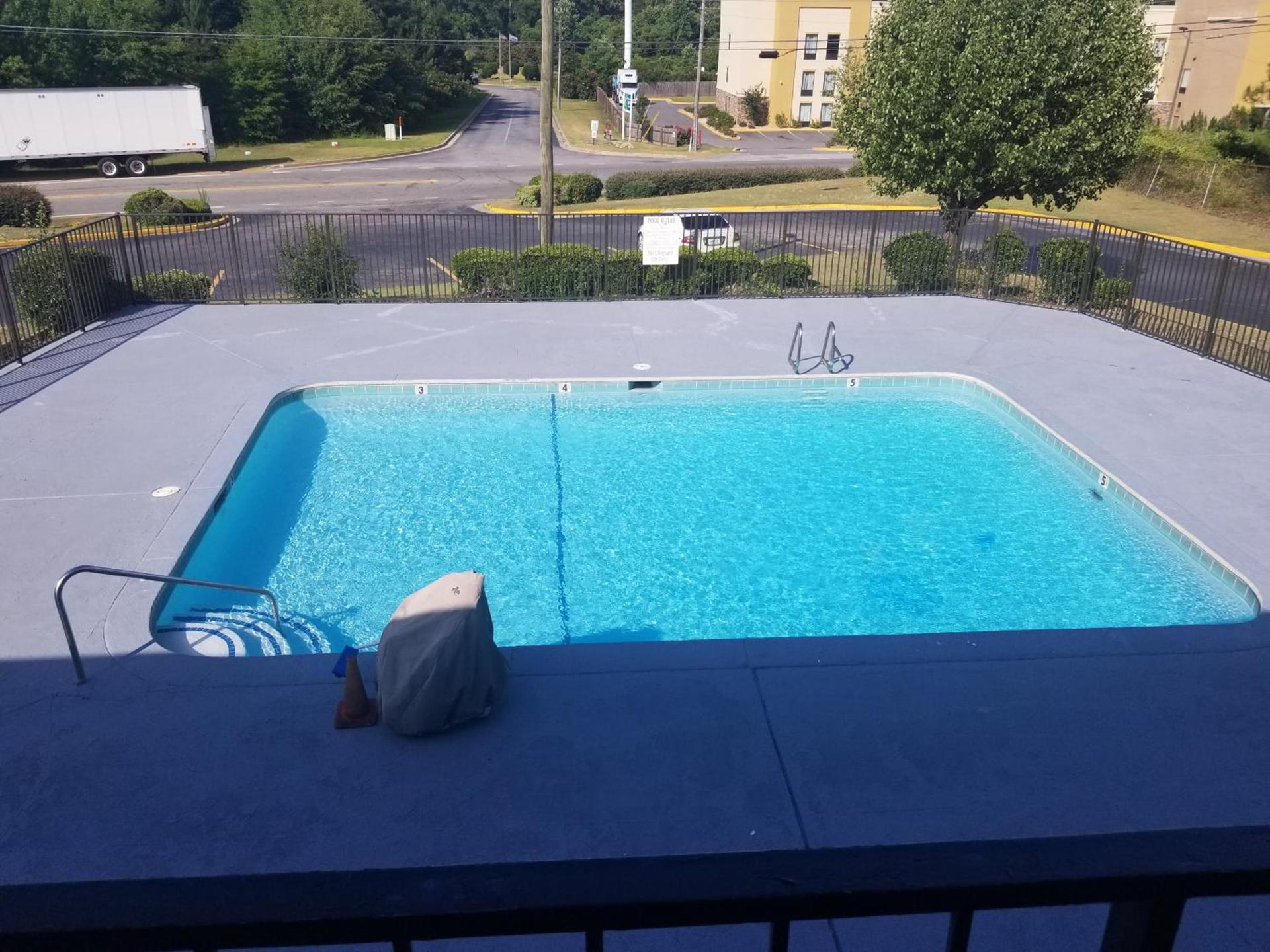 America's Best Inn - Macon photo 3