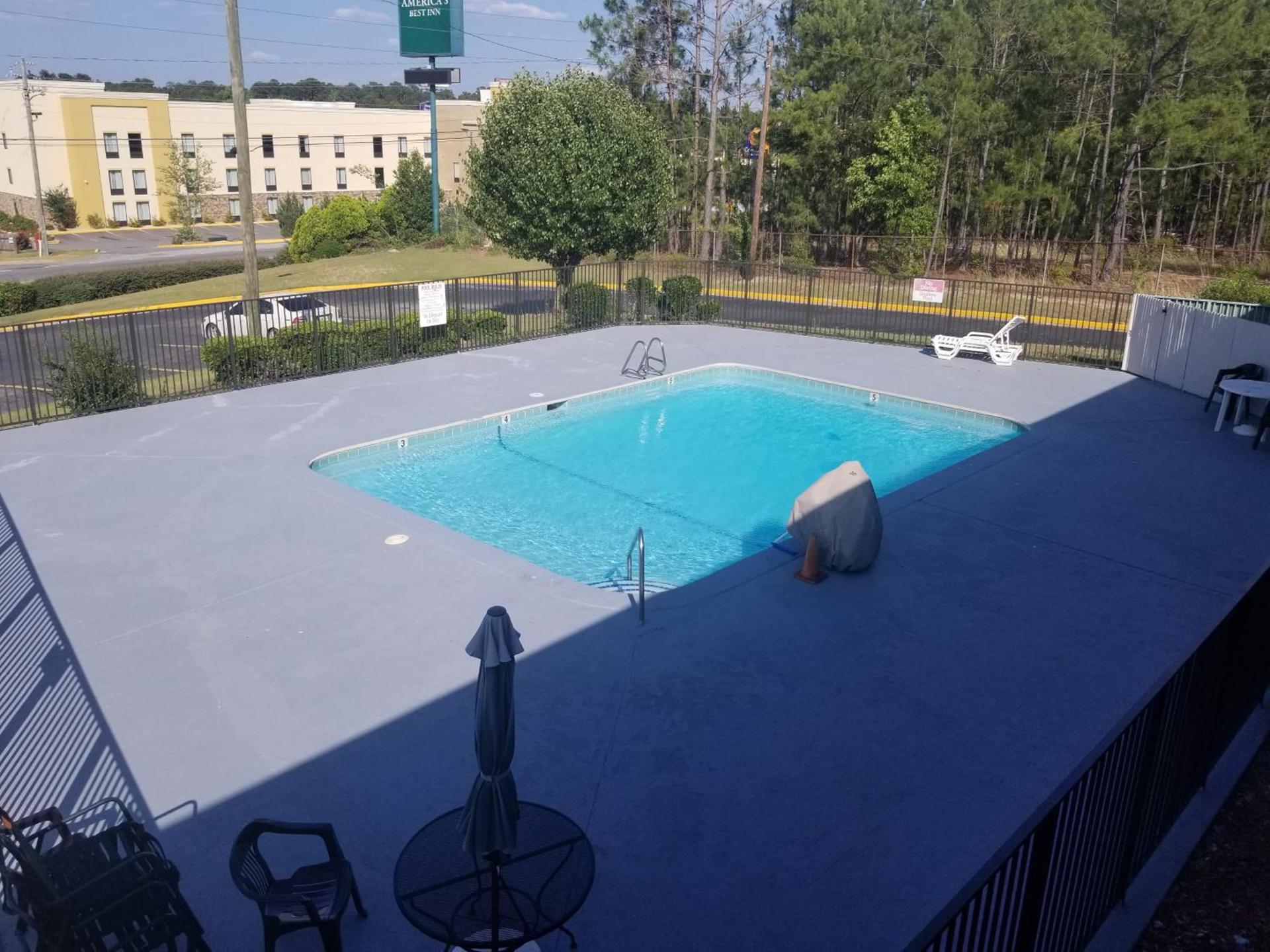 America's Best Inn - Macon photo 4