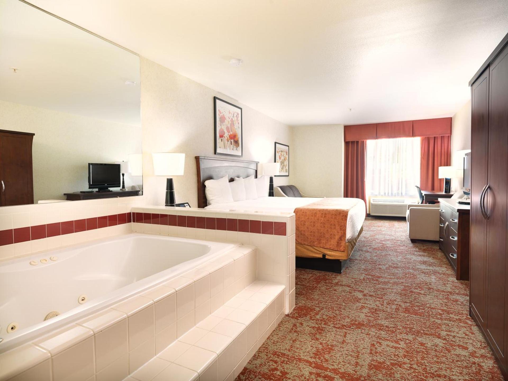 Crystal Inn Hotel & Suites - Salt Lake City photo 11