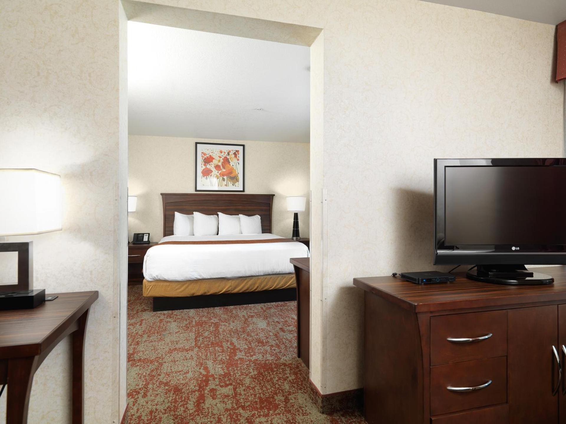 Crystal Inn Hotel & Suites - Salt Lake City photo 10