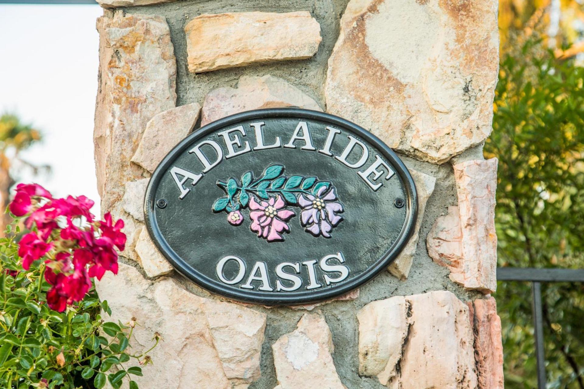 Adelaide Inn photo 30