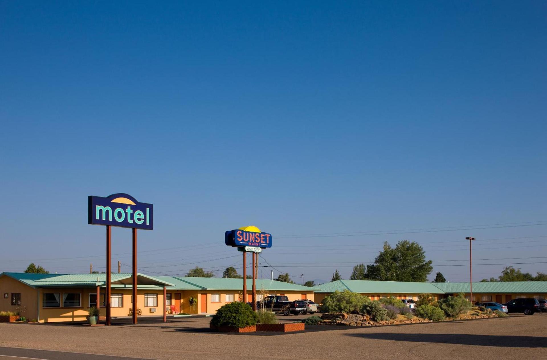 Sunset Motel Moriarty photo 74